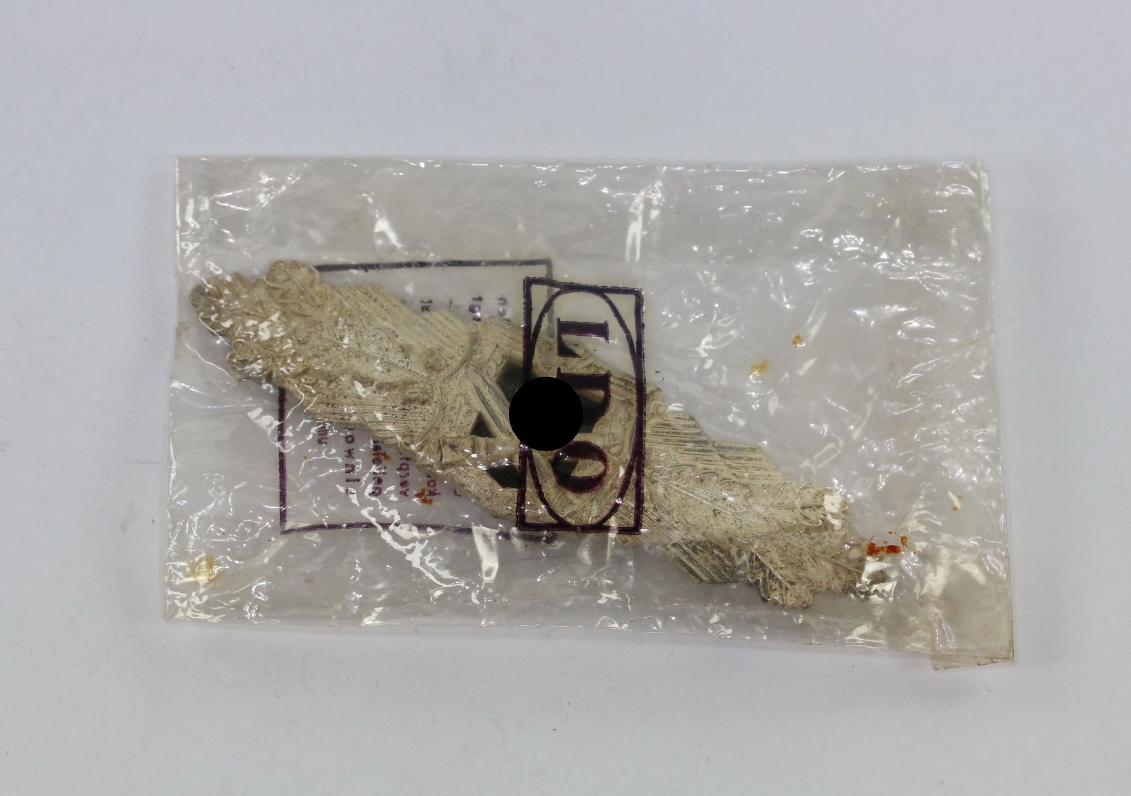 3 Nahkampfspange in Silber, "Six Dot", in LDO Cellophan Tüte (!) – Bild 1