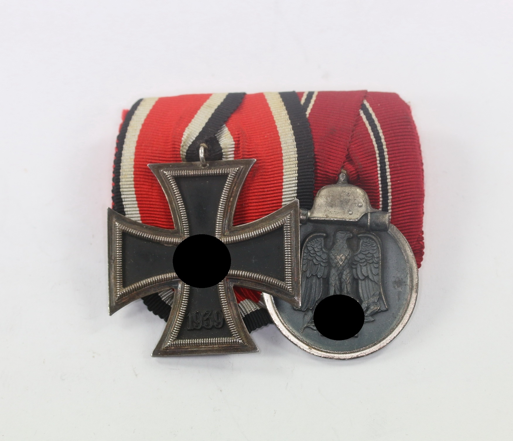 3 Ordensschnalle 2X, Eisernes Kreuz 2. Kl. Otto Schickle, nicht magnetisch (!) – Bild 1