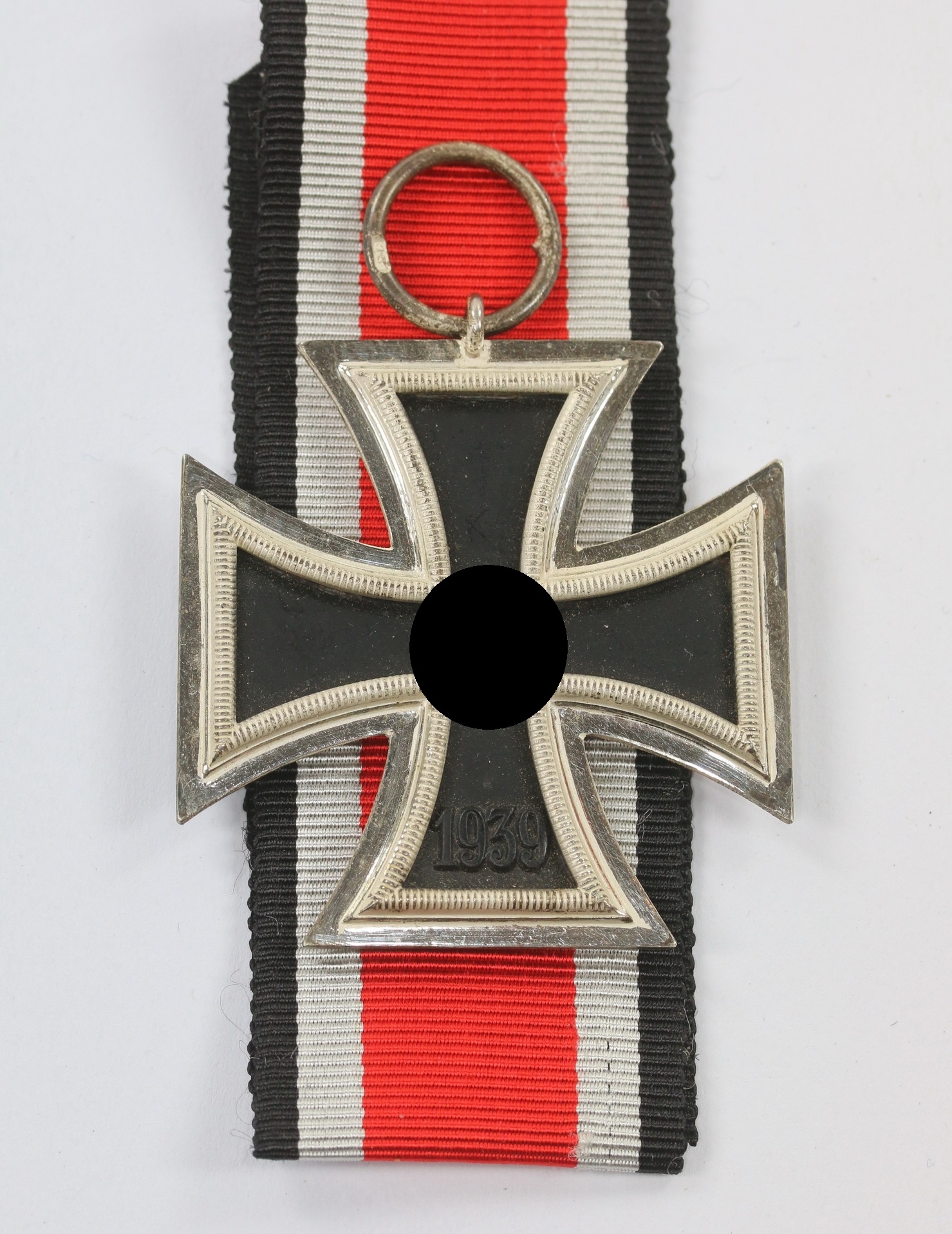 Eisernes Kreuz 2. Klasse 1939, Hst. 13 – Bild 1