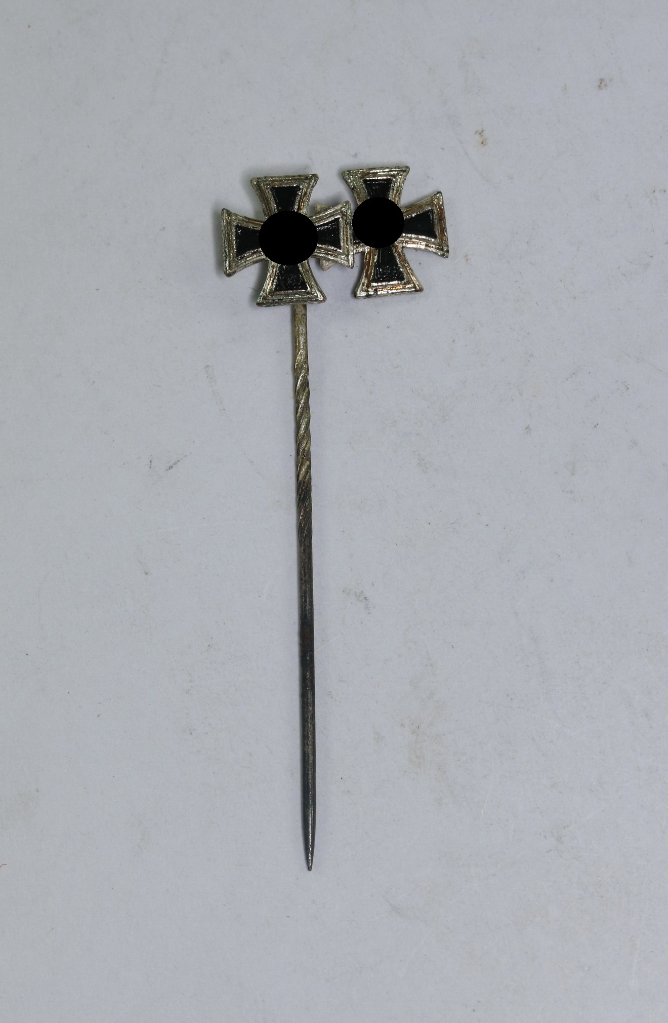 9 MM Miniatur Eisernes Kreuz 1. und 2. Klasse 1939 (Buntmetall) – Bild 1