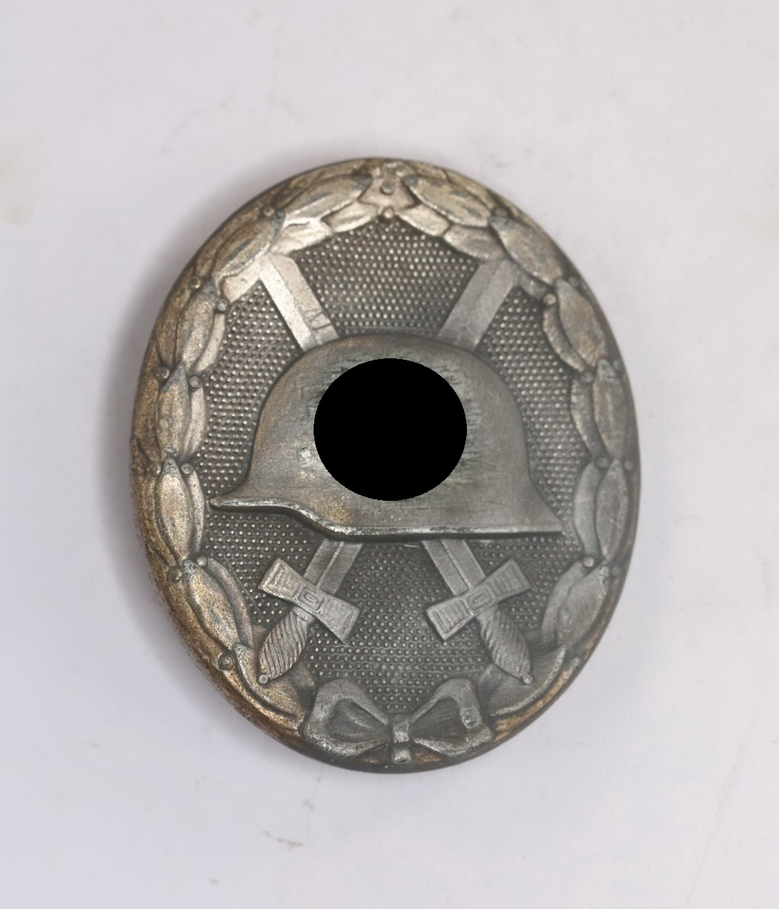 Verwundetenabzeichen inn Silber 1939, Hst. 4, Kriegsgefangenschaft (1) Verwundetenabzeichen inn Silber 1939, Hst. 4, Kriegsgefangenschaft – Bild 1