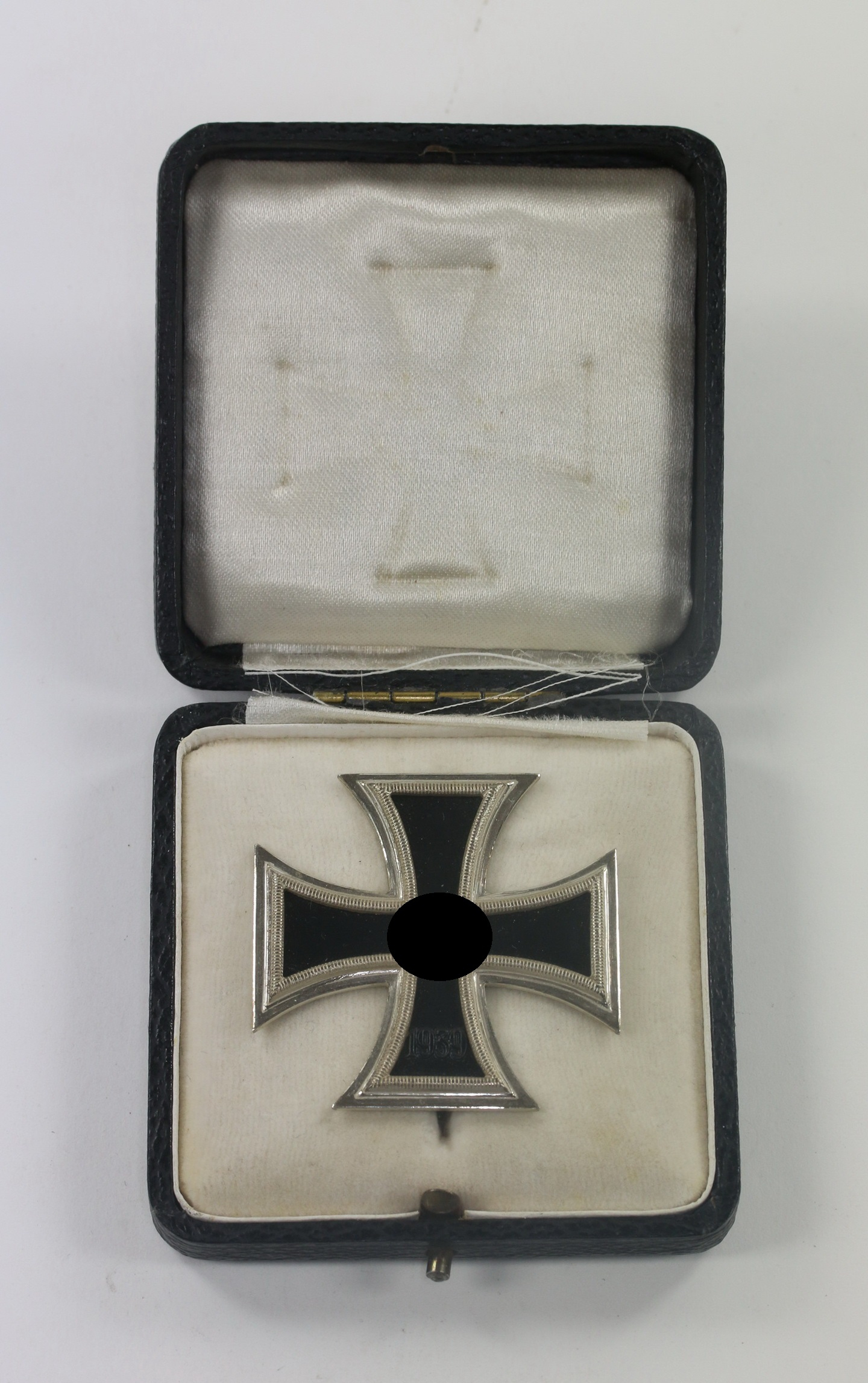  Eisernes Kreuz 1. Klasse 1939, Schinkel Form, Wilhelm Deumer, nicht magnetisch, im Etui – Bild 1