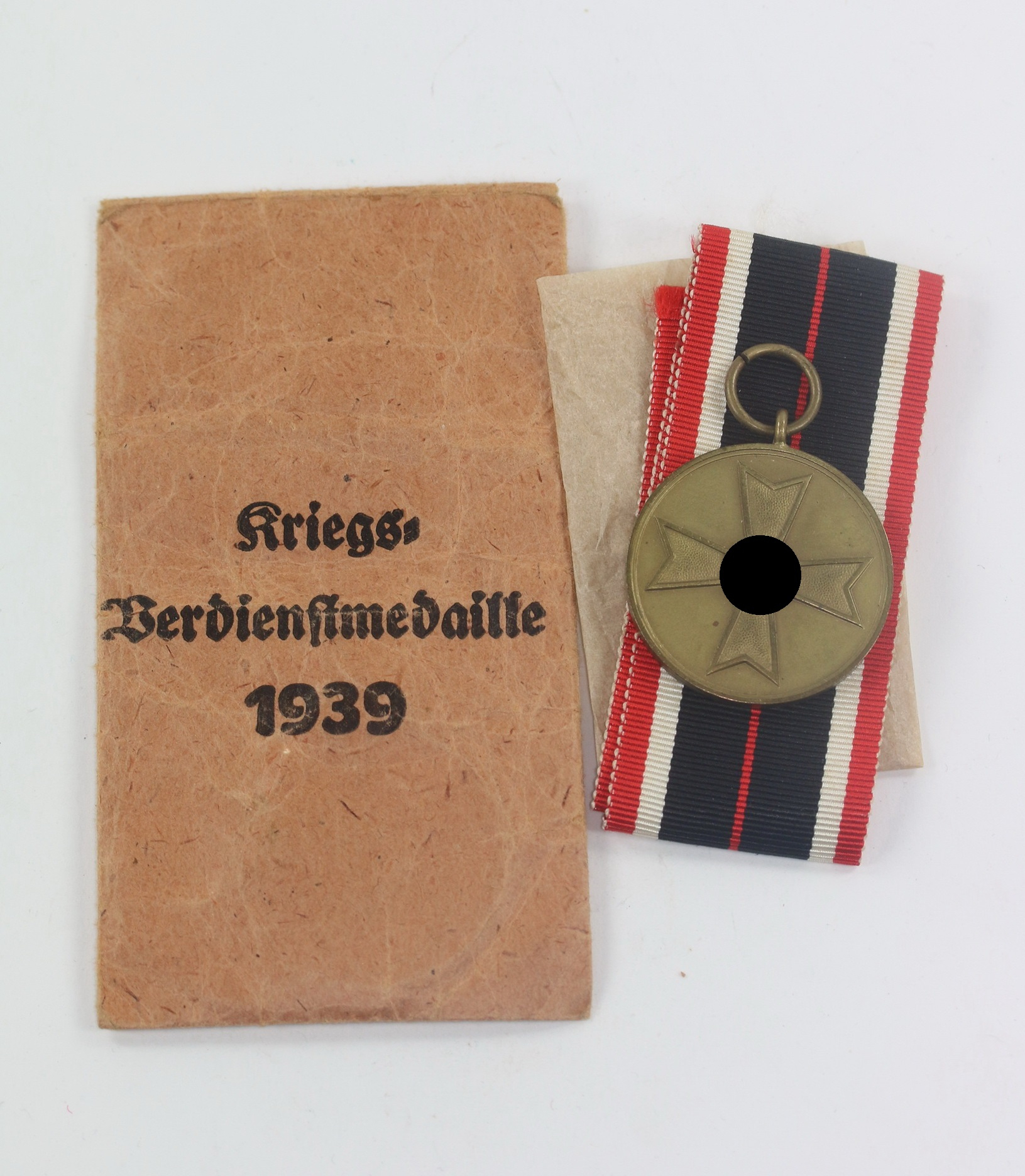  Kriegsverdienstmedaille, in Verleihungstüte Josef Feix Söhne Gablonz/Neiße – Bild 1