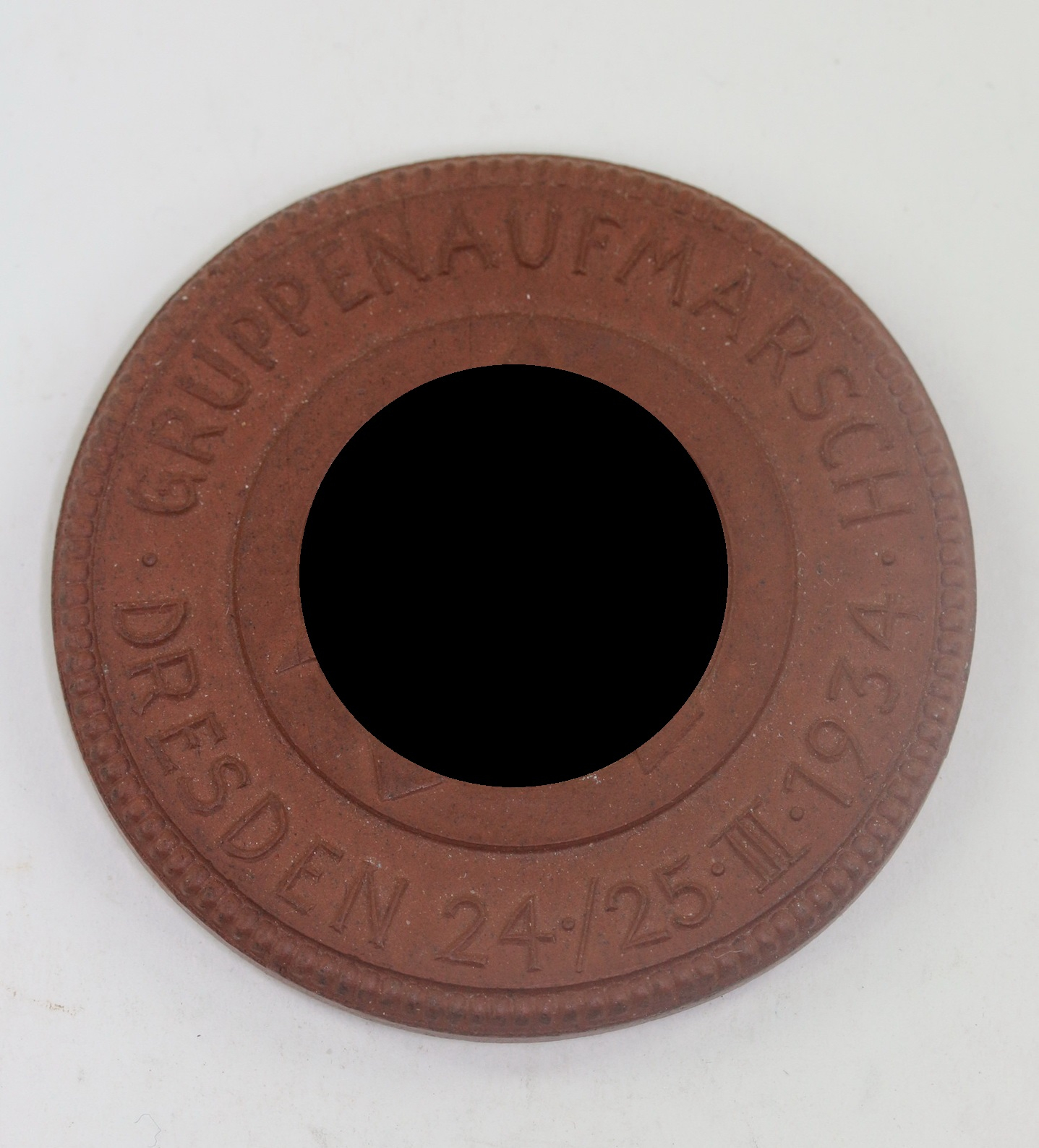  Meißen Plakette, SA Gruppenaufmarsch Dresden - Der SA Mann ist Revolutionär! Er ist stark in der Liebe und stark im Hass – Bild 1