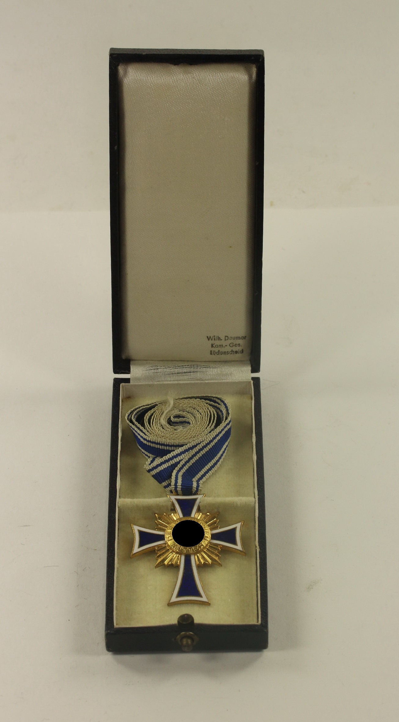  Mutterkreuz in Gold, im Etui Wilh. Deumer Kom.-Ges. Lüdenscheid – Bild 1