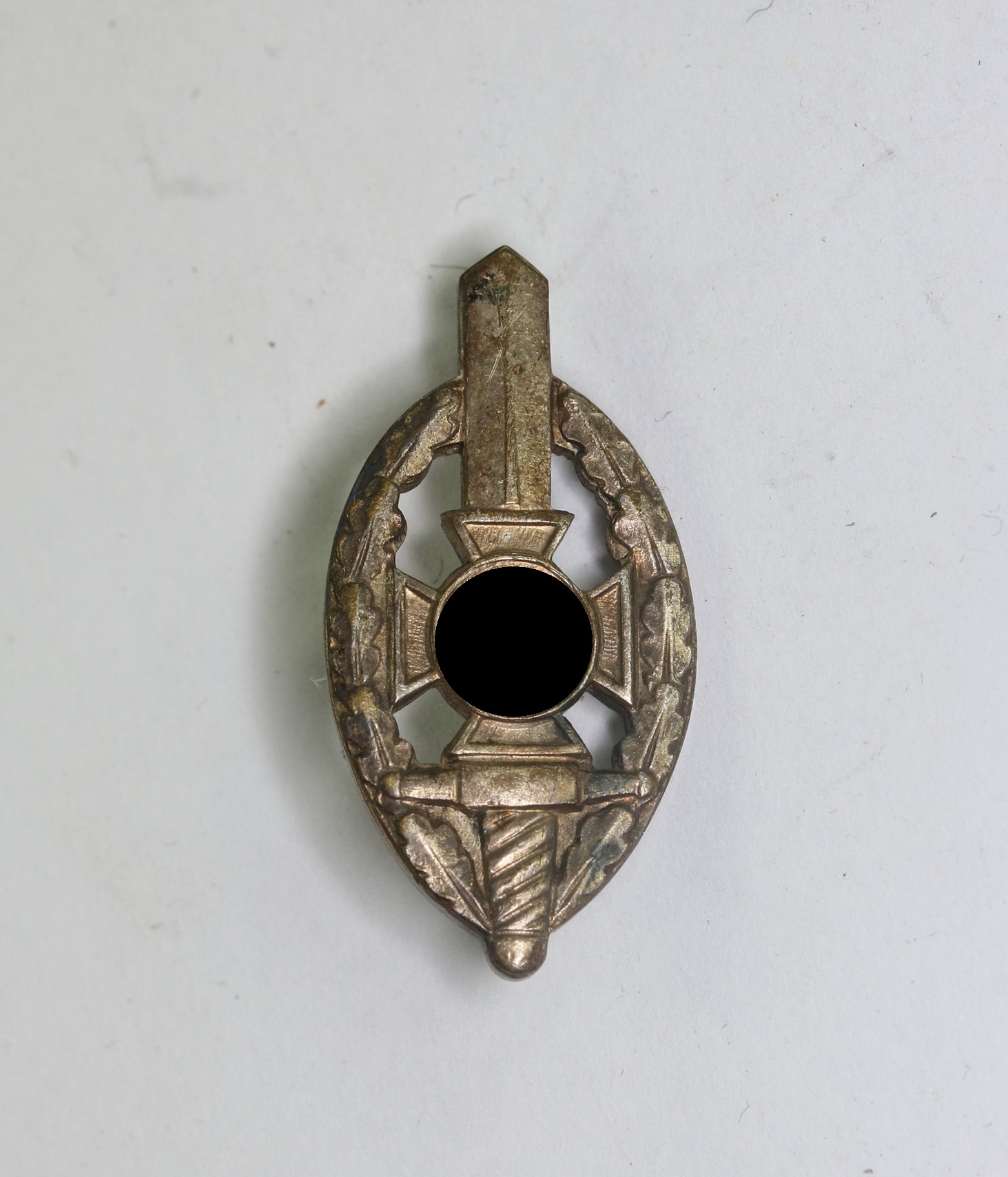  Nationalsozialistische Kriegsopferversorgung (NSKOV), Mitgliedsabzeichen, Hst. Deschler München Ges. Gesch. – Bild 1