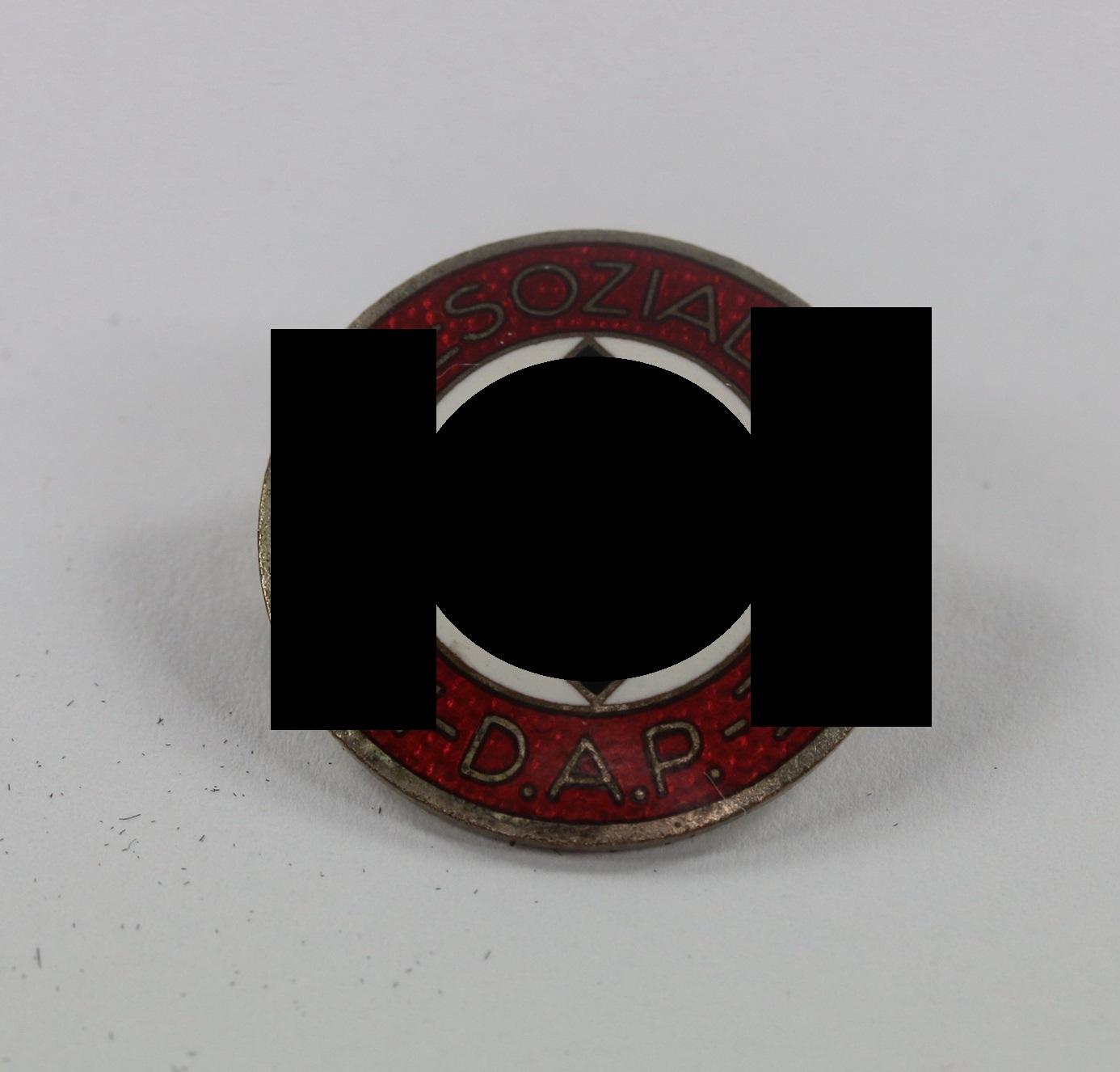  NSDAP-Parteiabzeichen, Hst. RZM M1/128 (Eugen Schmidhäußler, Pforzheim) – Bild 1