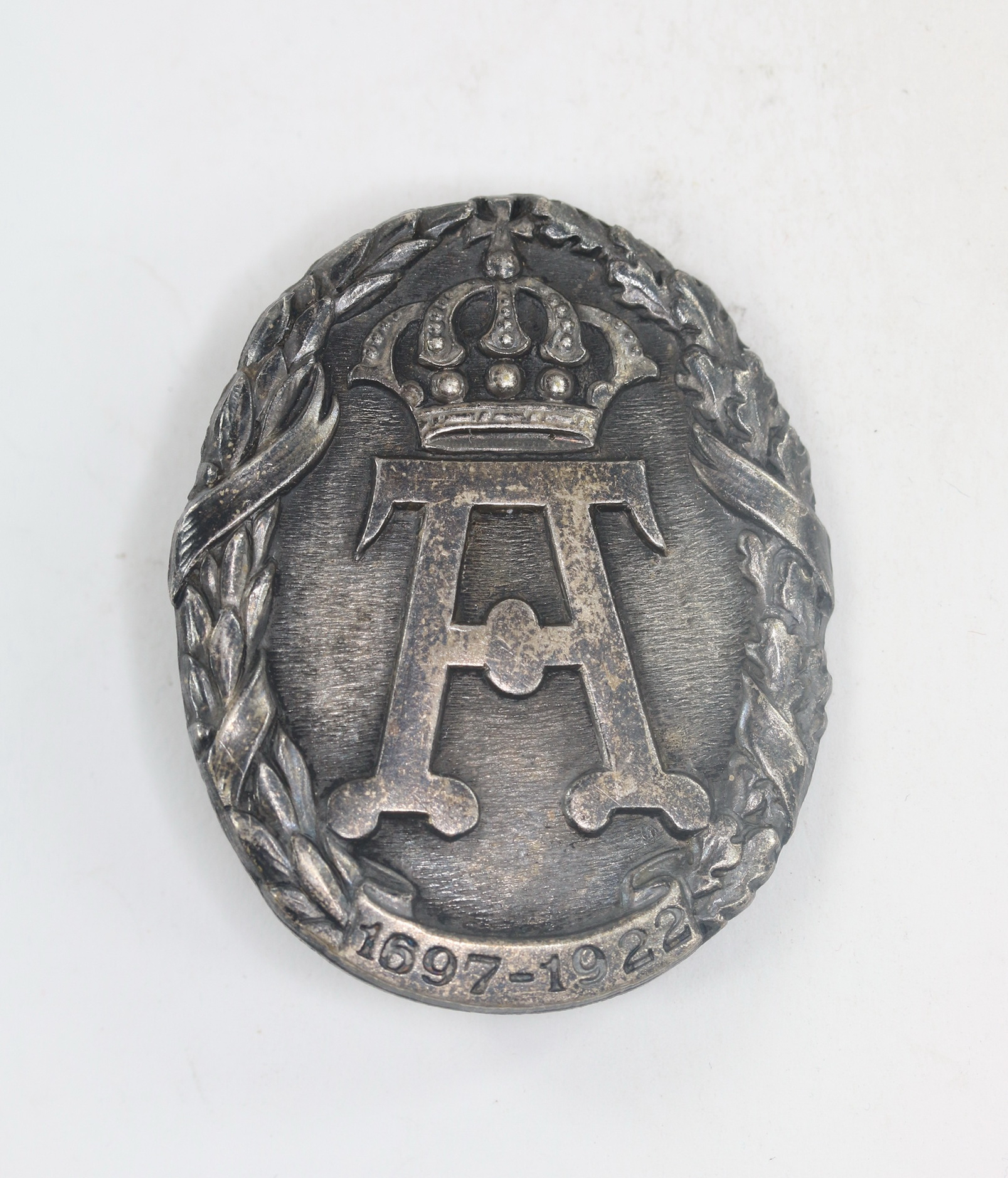 Regimentsabzeichen / Regimentsnadel, Jubiläumsabzeichen Infanterie-Regiment Nr. 117, Leib-Rgt. Großherzogin 1697-1922 – Bild 1