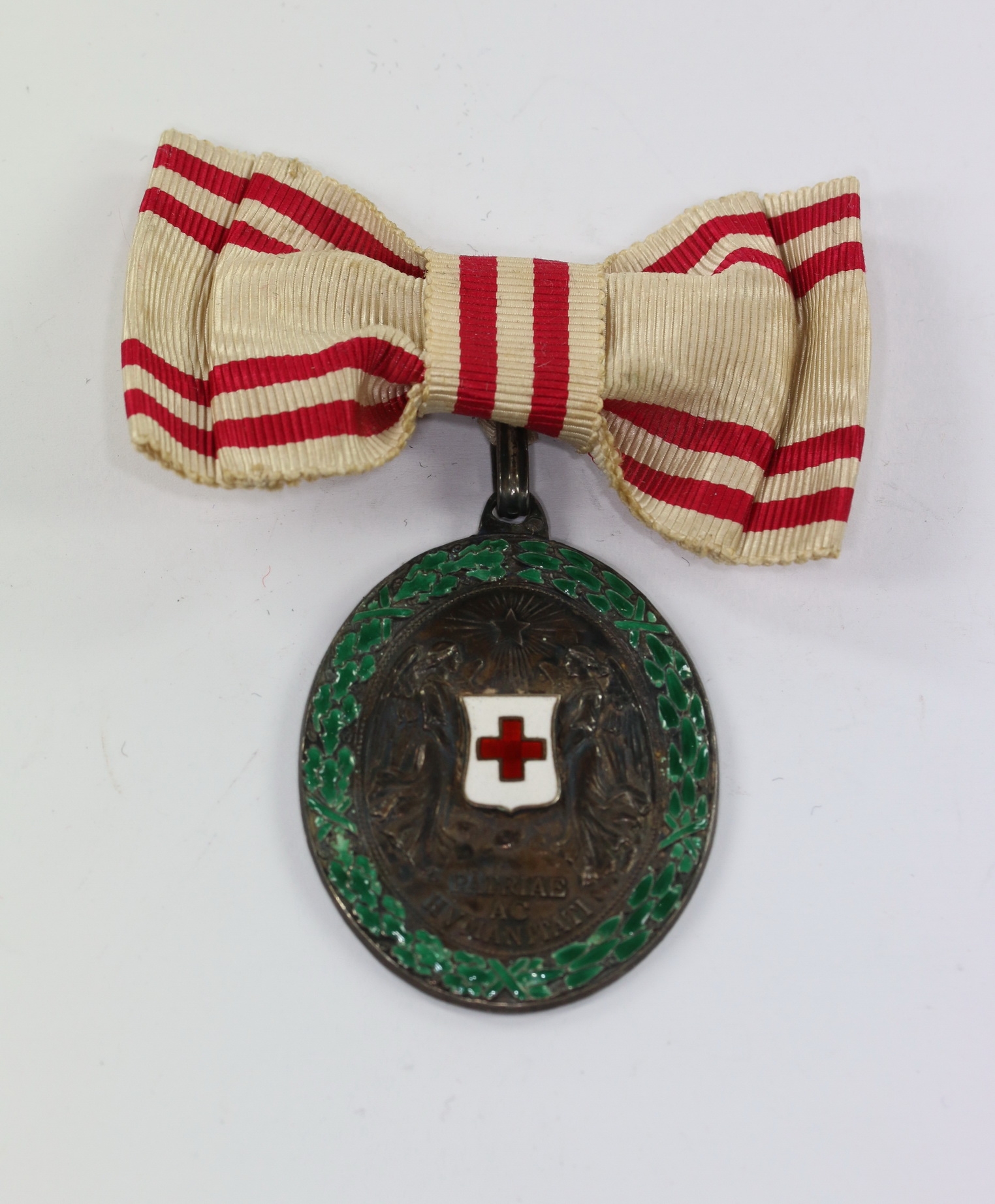 Österreich, Silberne Ehrenmedaille vom Roten Kreuz 1864 - 1914 – Bild 1