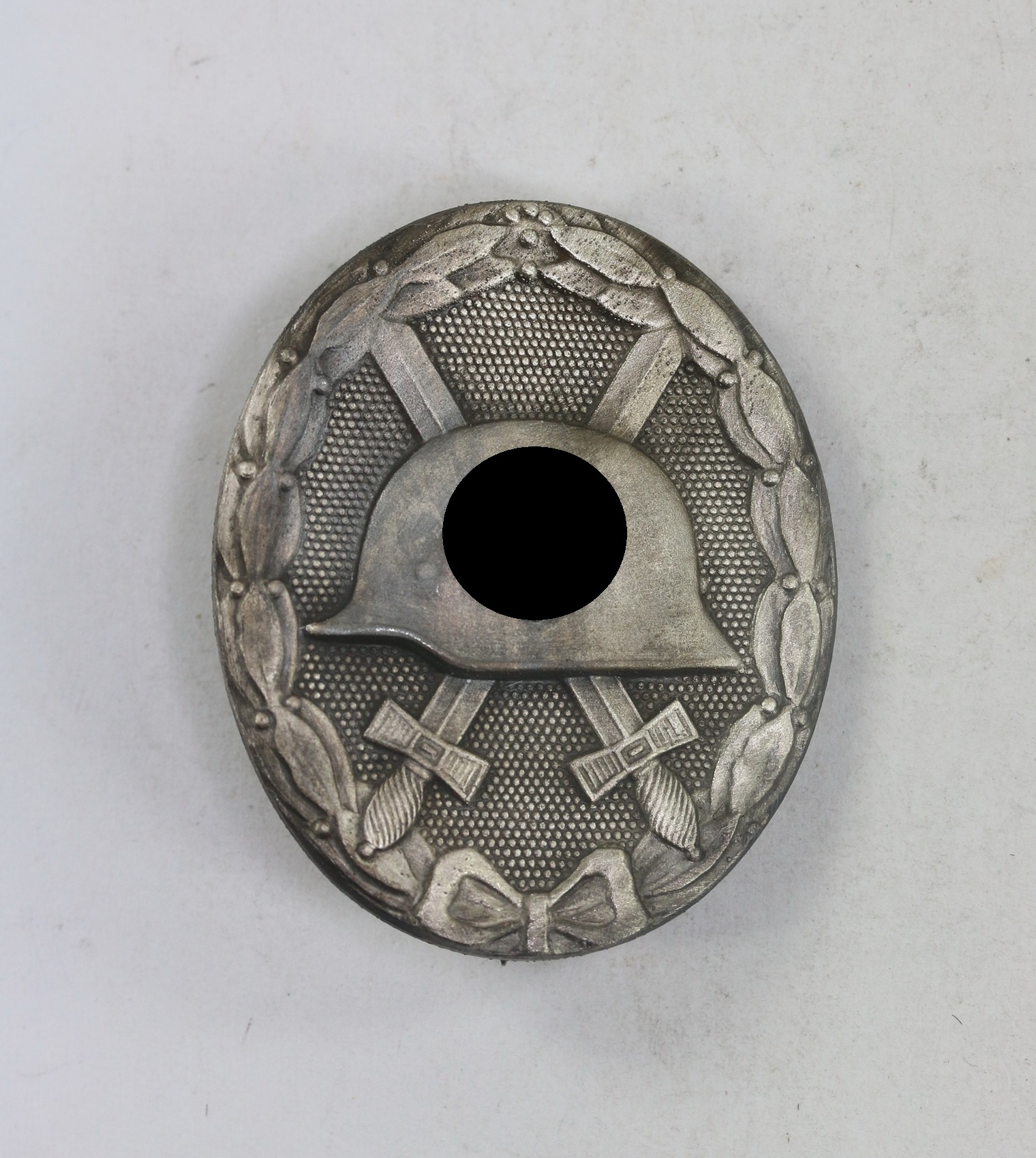  Verwundetenabzeichen in Silber 1939, Hst. L/17 (Hermann Wernstein, Jena-Lobstedt) – Bild 1