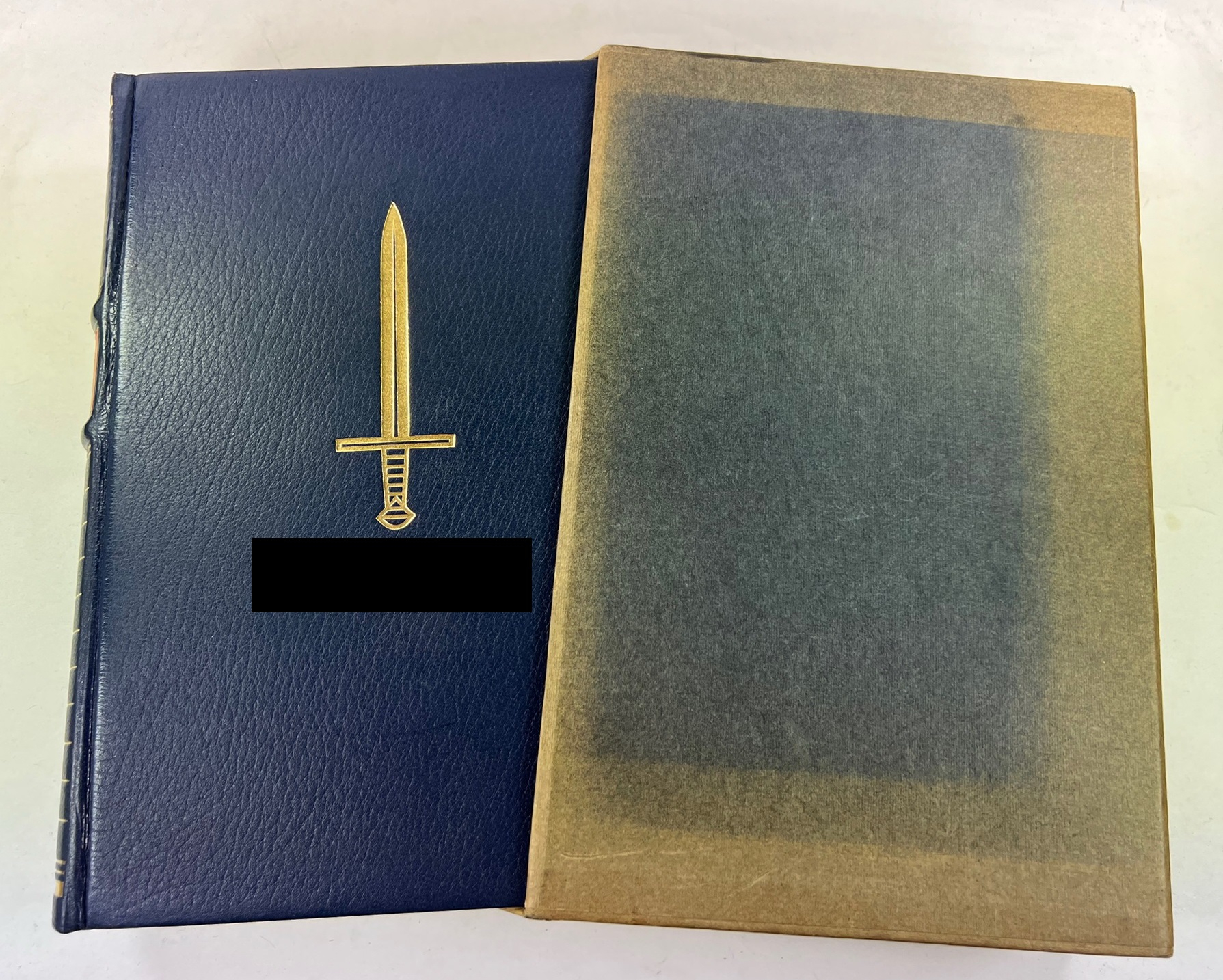 adolf_hitler_mein_kampf_jubil_umsausgabe_zum_50 Adolf Hitler, Mein Kampf, Jubiläumsausgabe zum 50. Geburtstag Adolf Hitlers 1939 (mit Schuber) – Bild 1