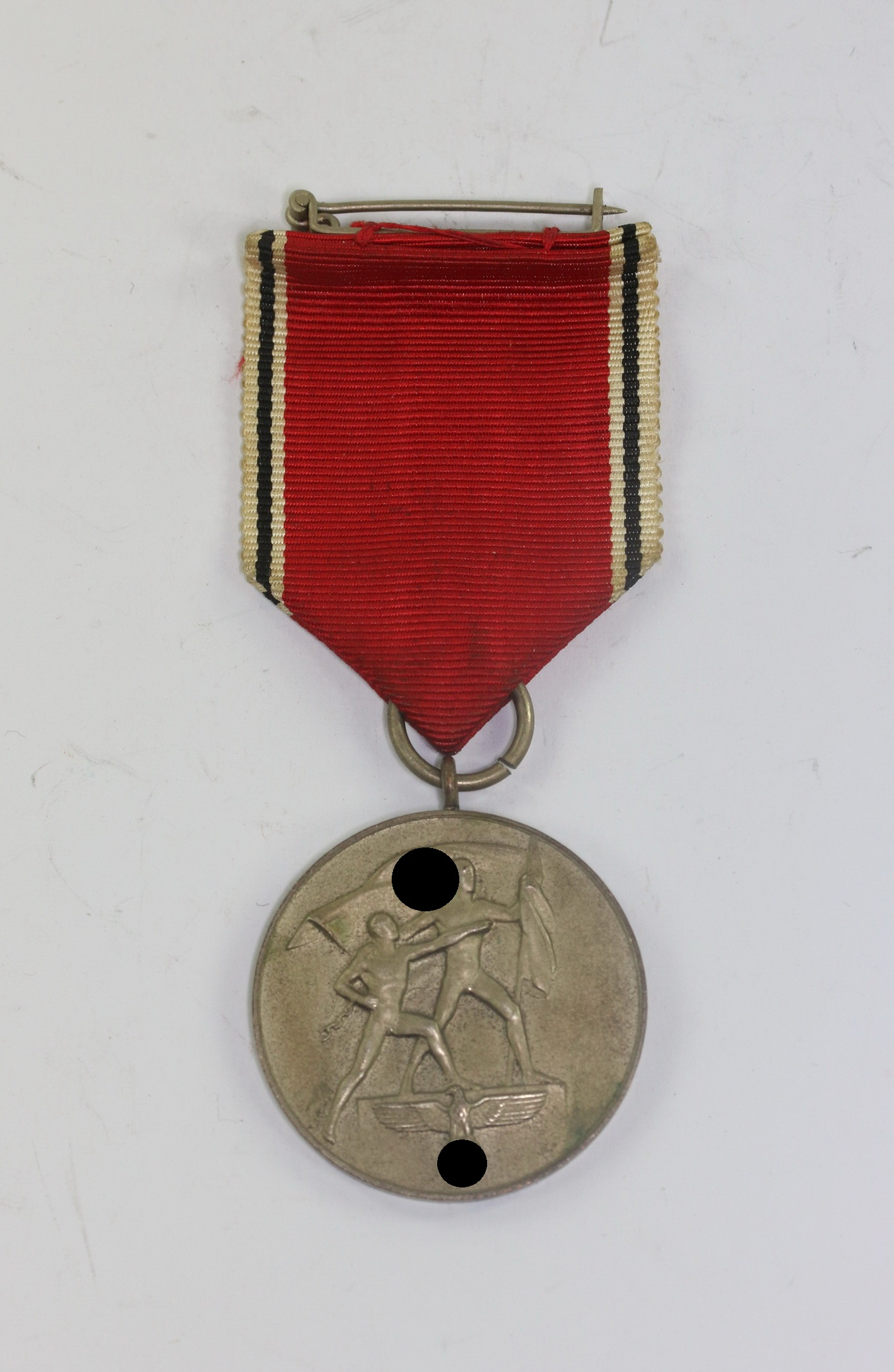 Anschlußmedaille Österreich (13. März 1938), Ein Volk ein Reich ein Führer – Bild 1