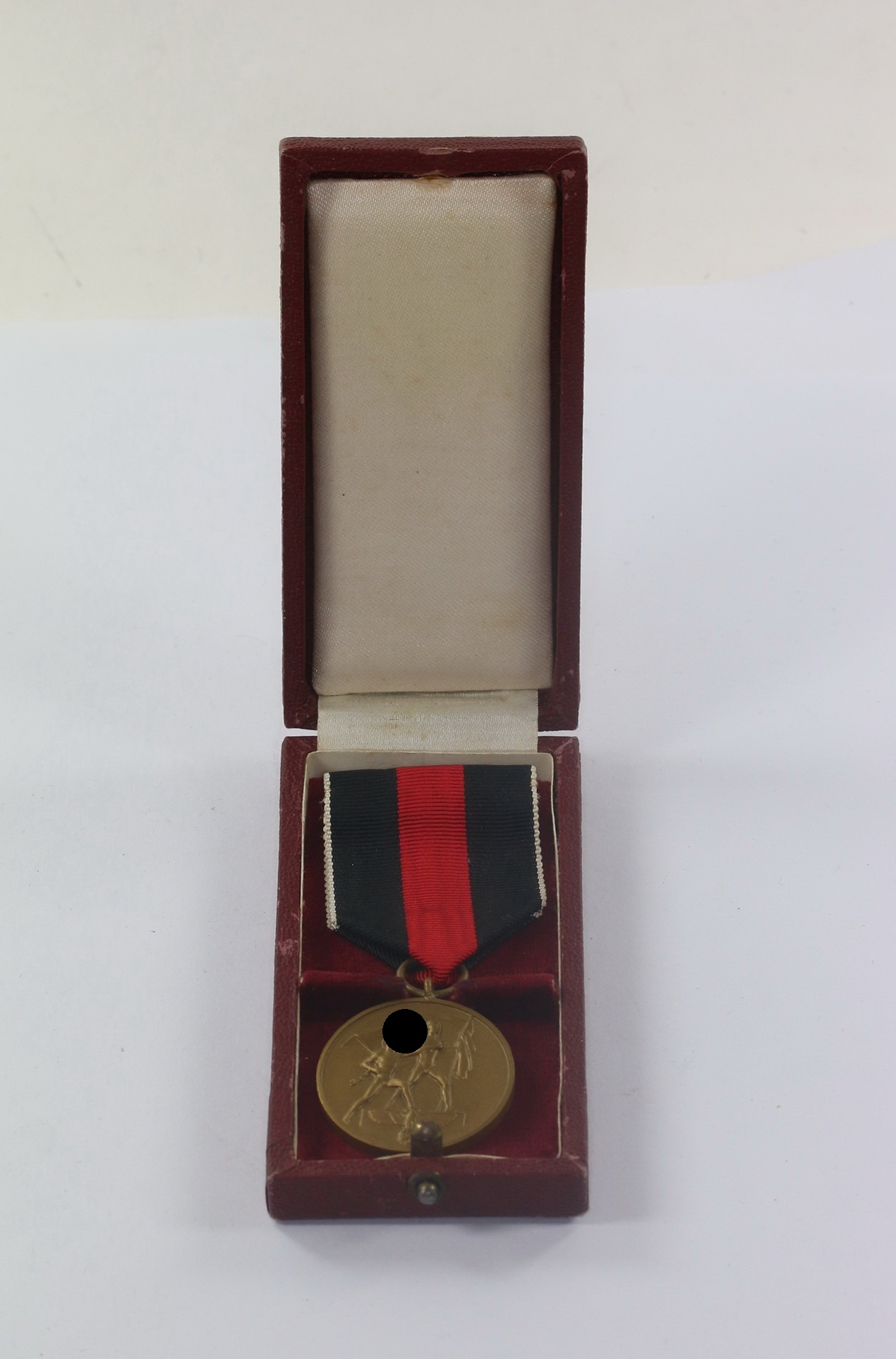  Anschlußmedaille Sudetenland (1. Oktober 1938), im Etui – Bild 1