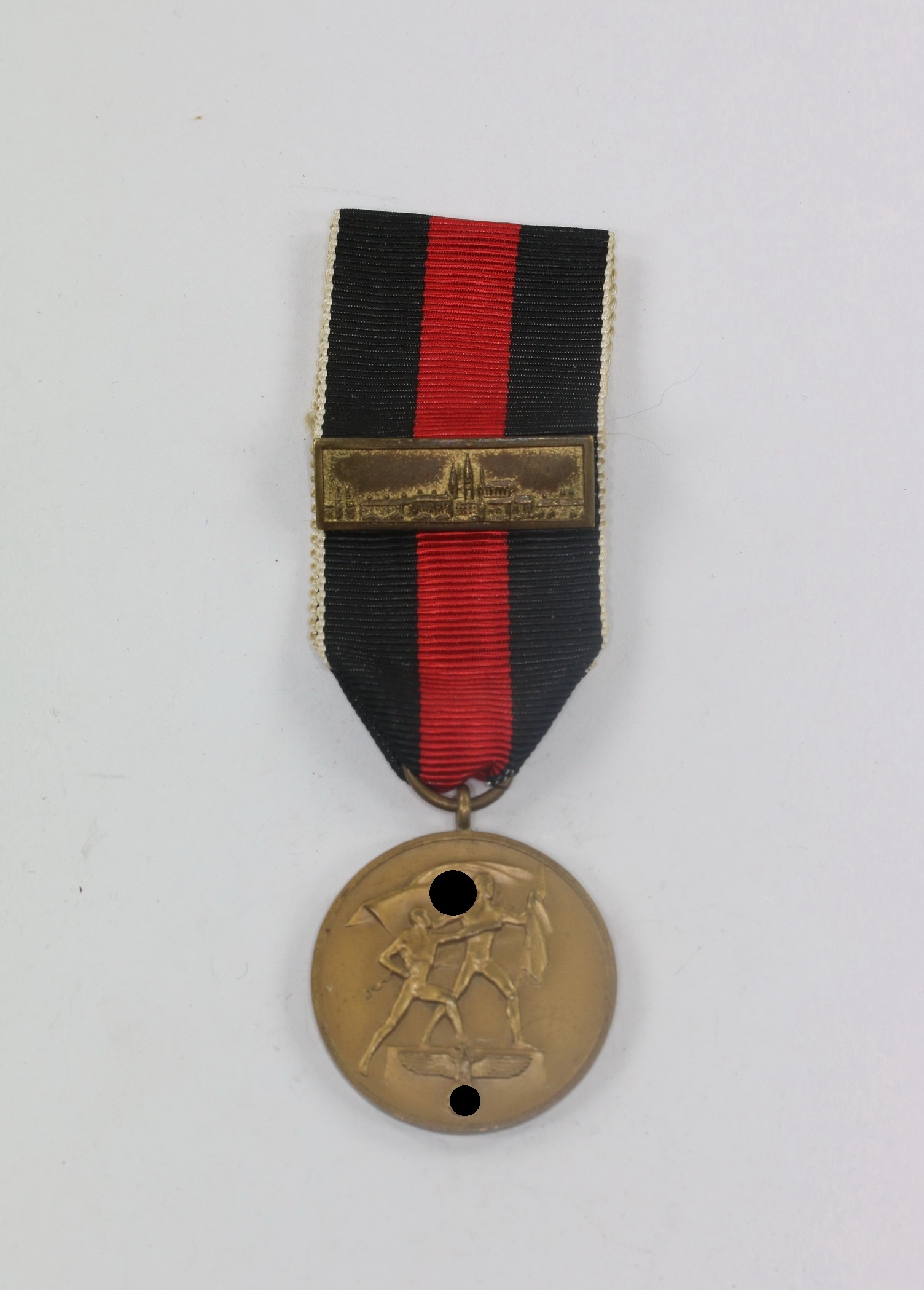  Anschlußmedaille Sudetenland (1. Oktober 1938), mit Spange Pragerburg – Bild 1