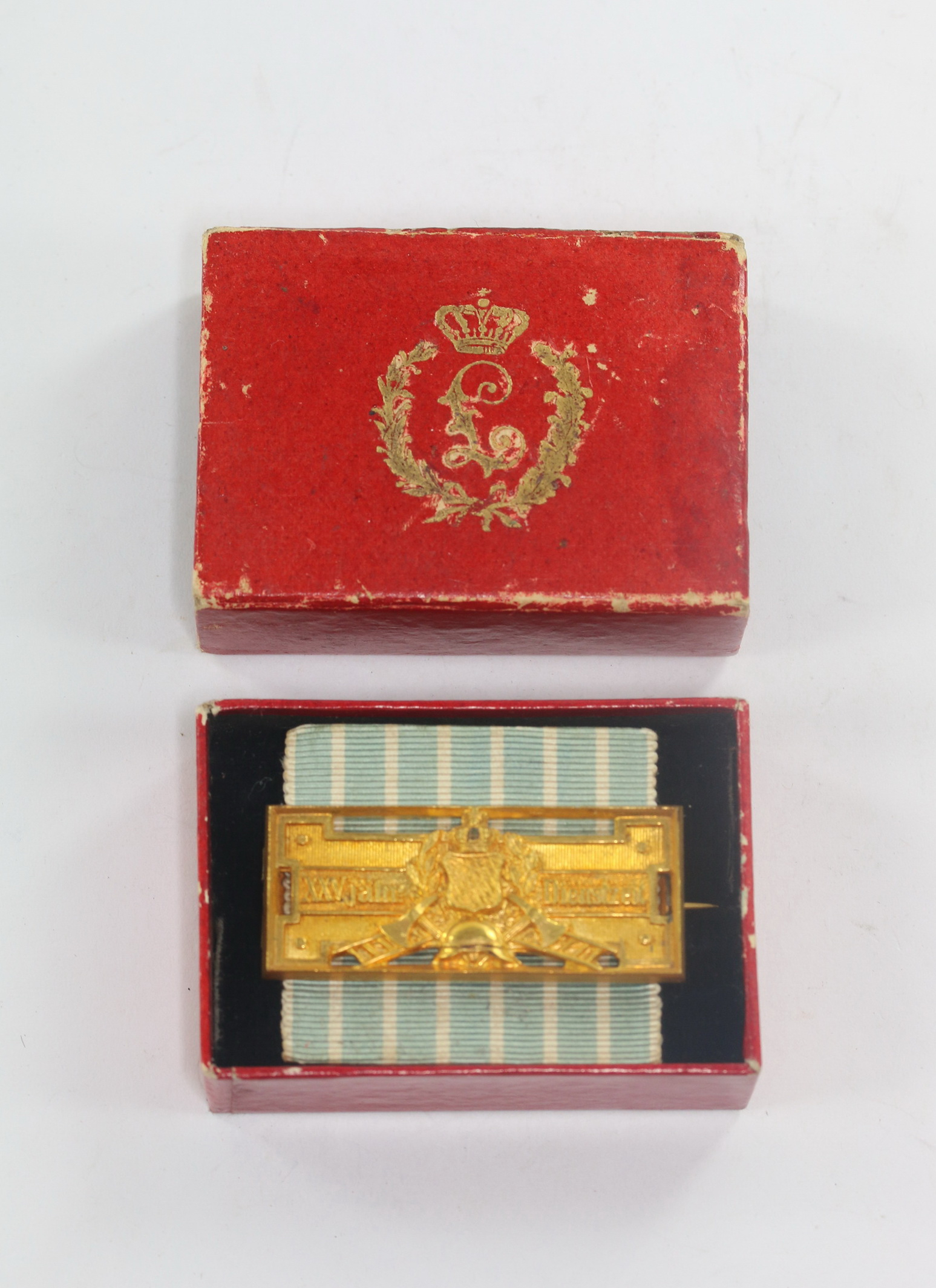 bayern_ehrenzeichen_f_r_mitglieder_der_feuerwehren_nach_25_j_hriger_dienstzeit_im_etui_1_ Bayern, Ehrenzeichen für Mitglieder der Feuerwehren nach 25 jähriger Dienstzeit, im Etui – Bild 1
