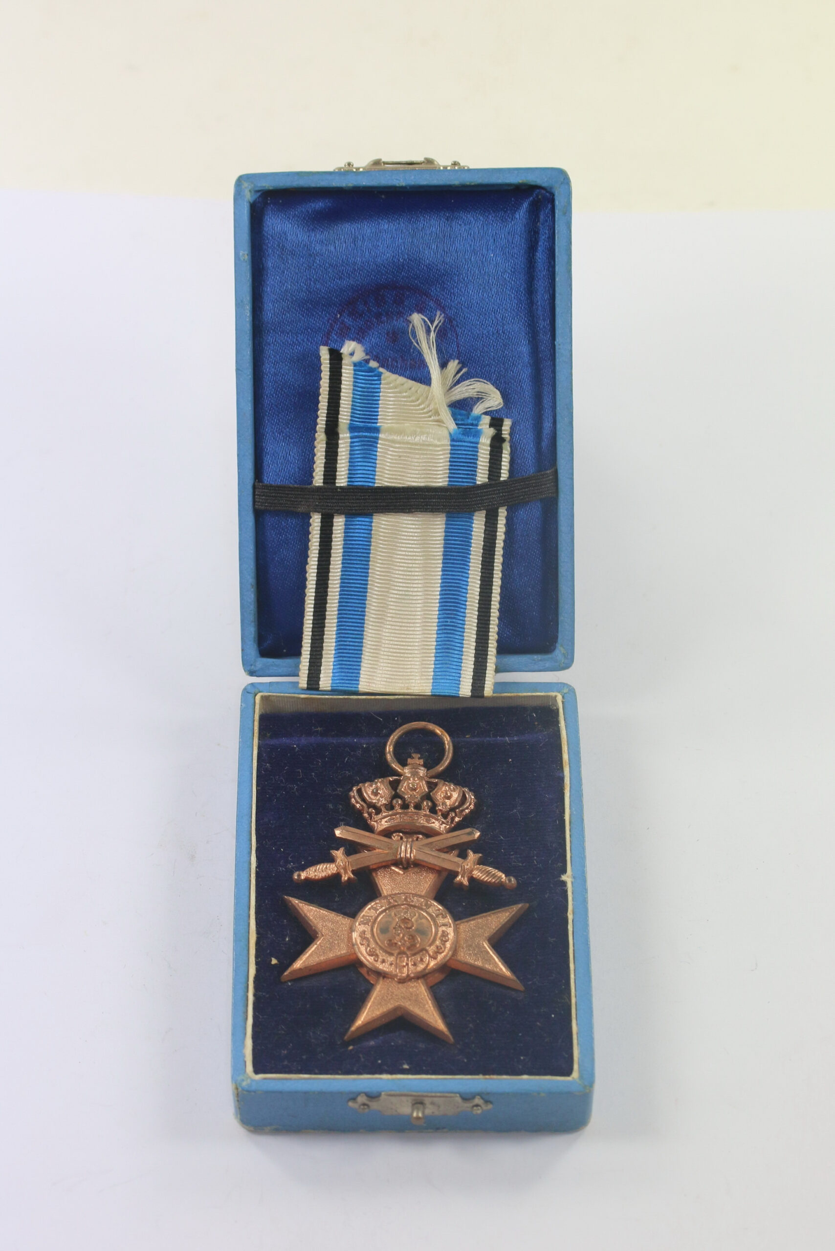 bayern_milit_rverdienstkreuz_3 Bayern, Militärverdienstkreuz 3. Klasse mit Schwertern und Krone, im Etui Weiss & Co. München – Bild 1