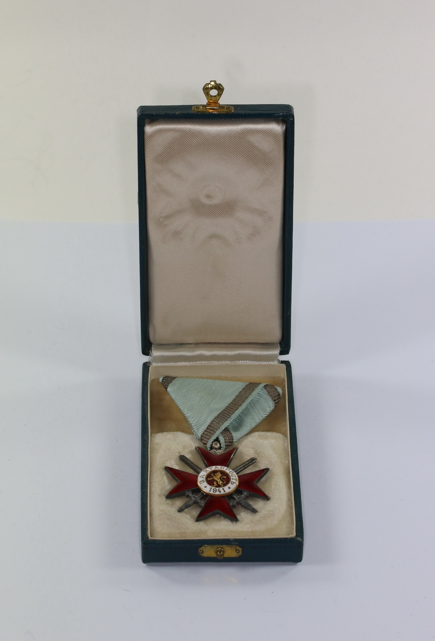 Bulgarien, Militärorden für Tapferkeit 4.Kasse 2.Stufe 3.Modell (1941), im Etui  – Bild 1