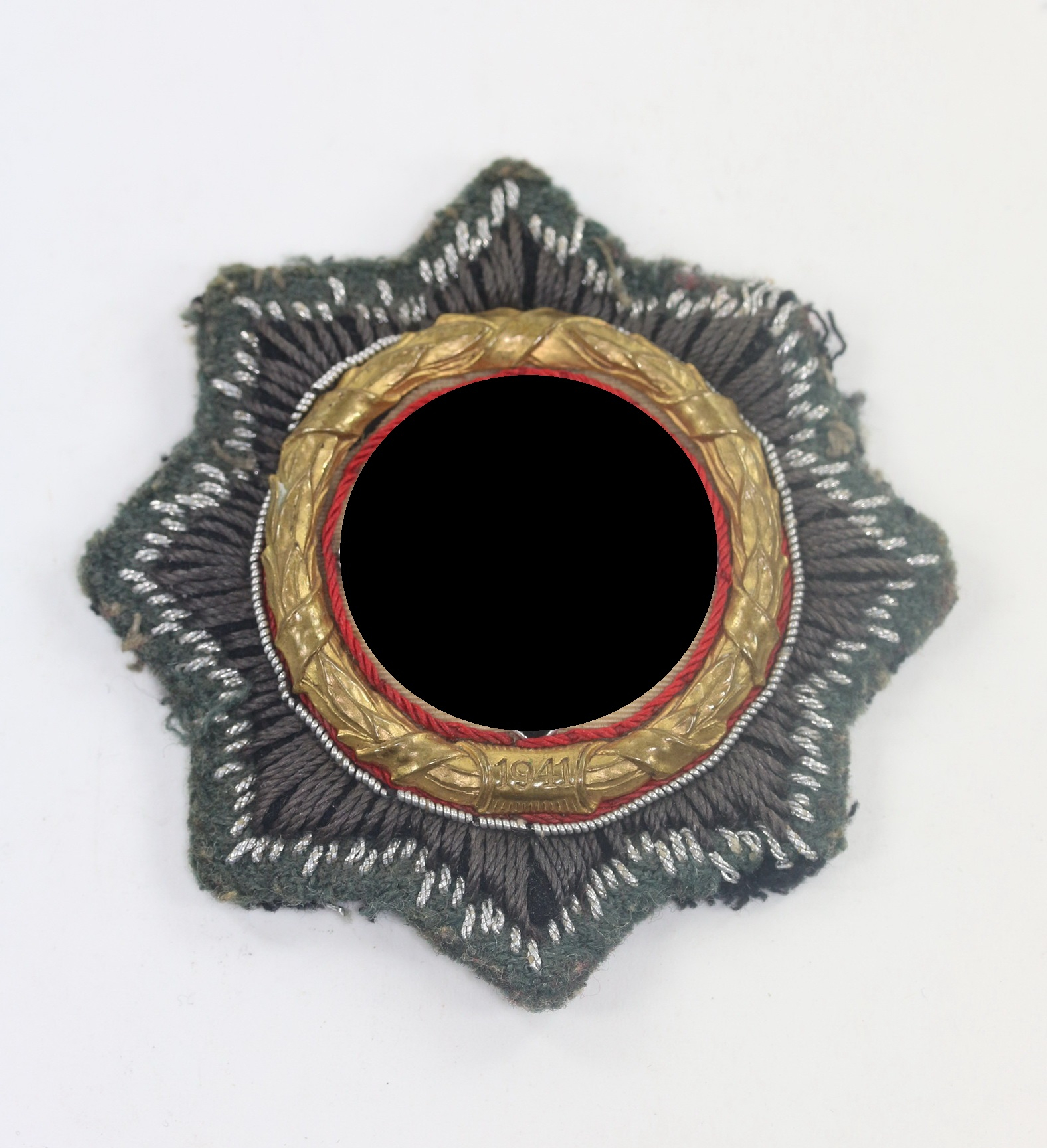 Deutsches Kreuz in Gold auf Heeresstoff, Hst. HS (Hermann Schmuck & Cie., Weißenburg) – Bild 1