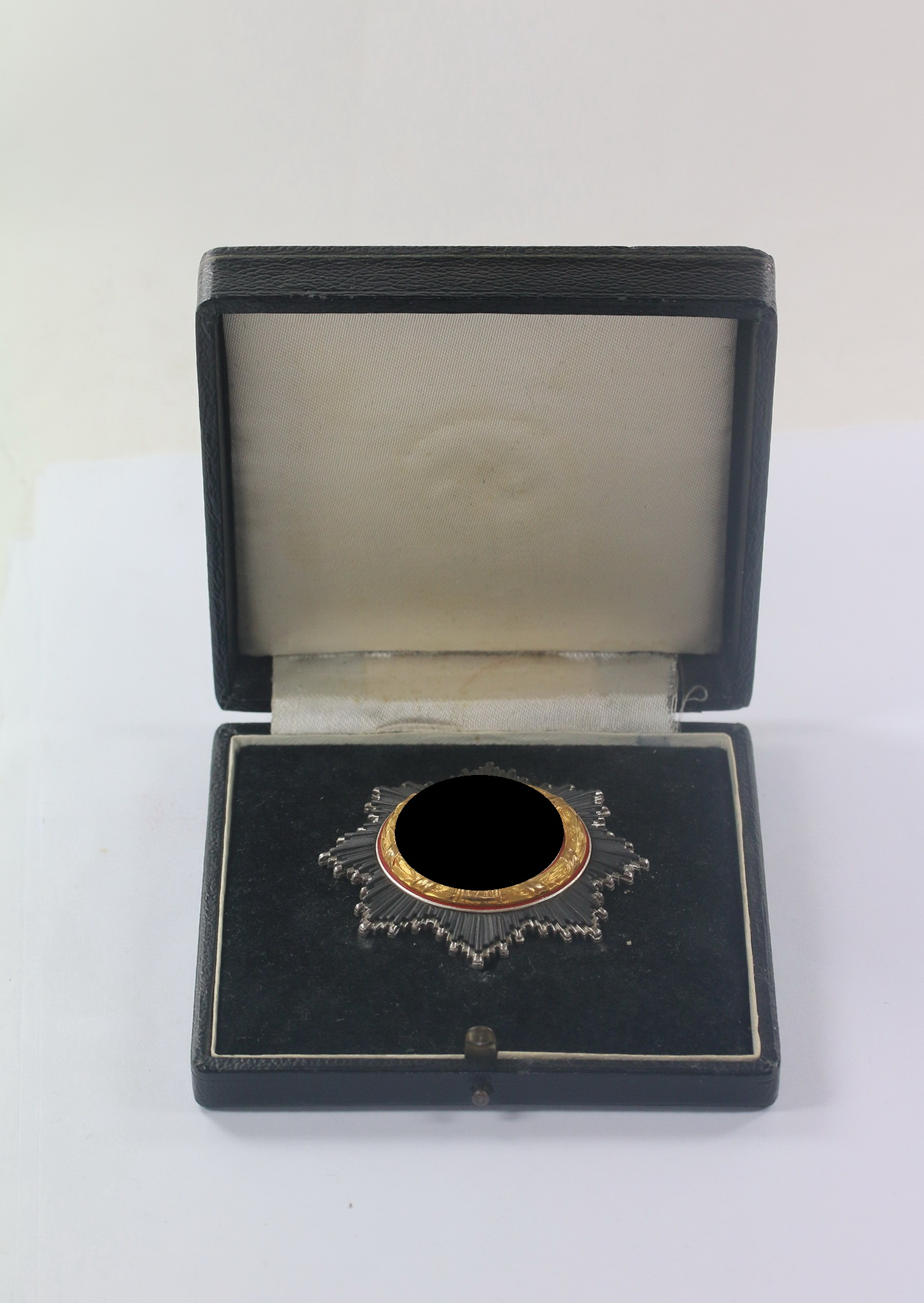 Deutsches Kreuz in Gold, Hst. 20 C.F. Zimmermann, Pforzheim (leicht), im Etui – Bild 1