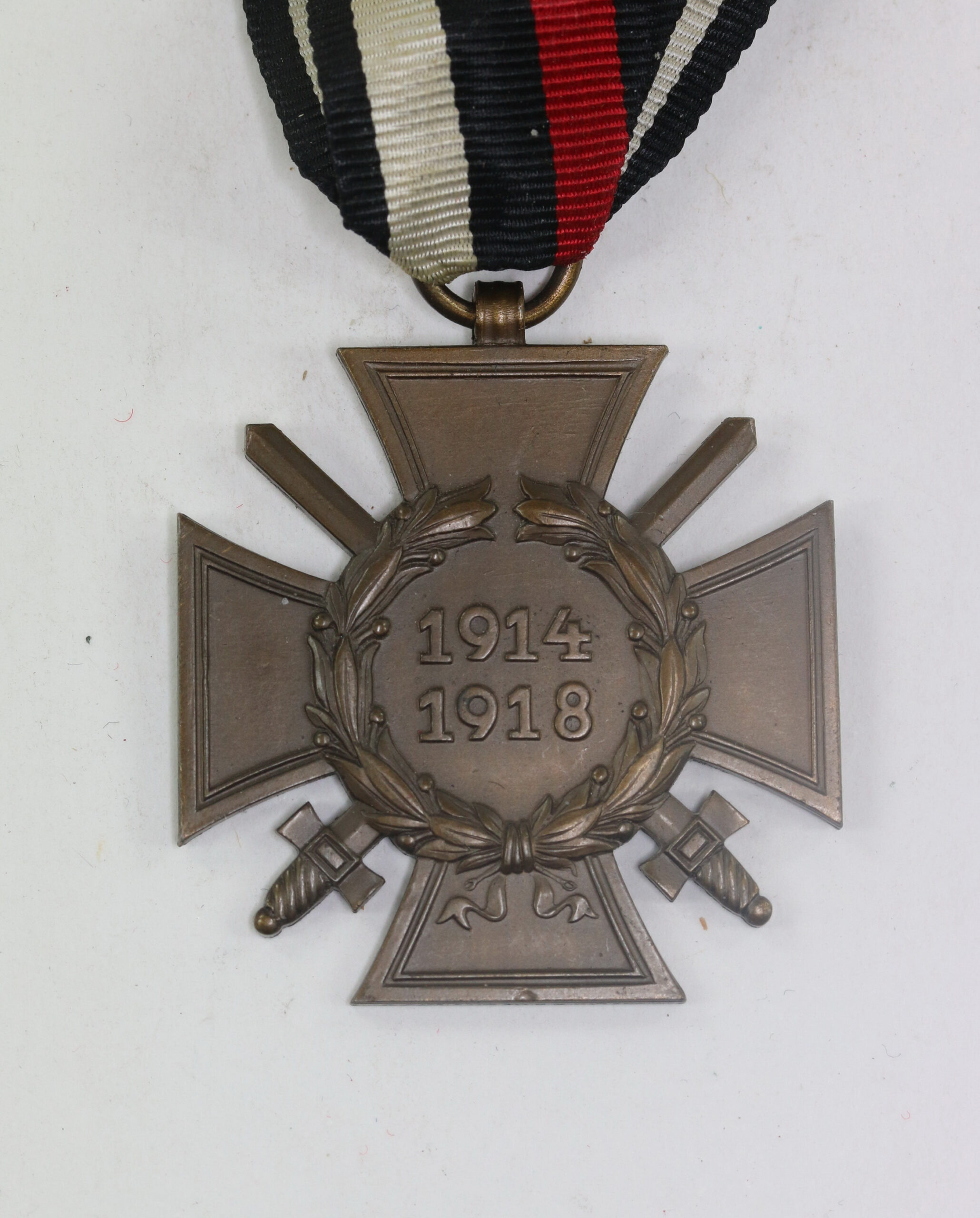 Ehrenkreuz für Frontkämpfer, Hst. 32R.V. Pforzheim – Bild 1