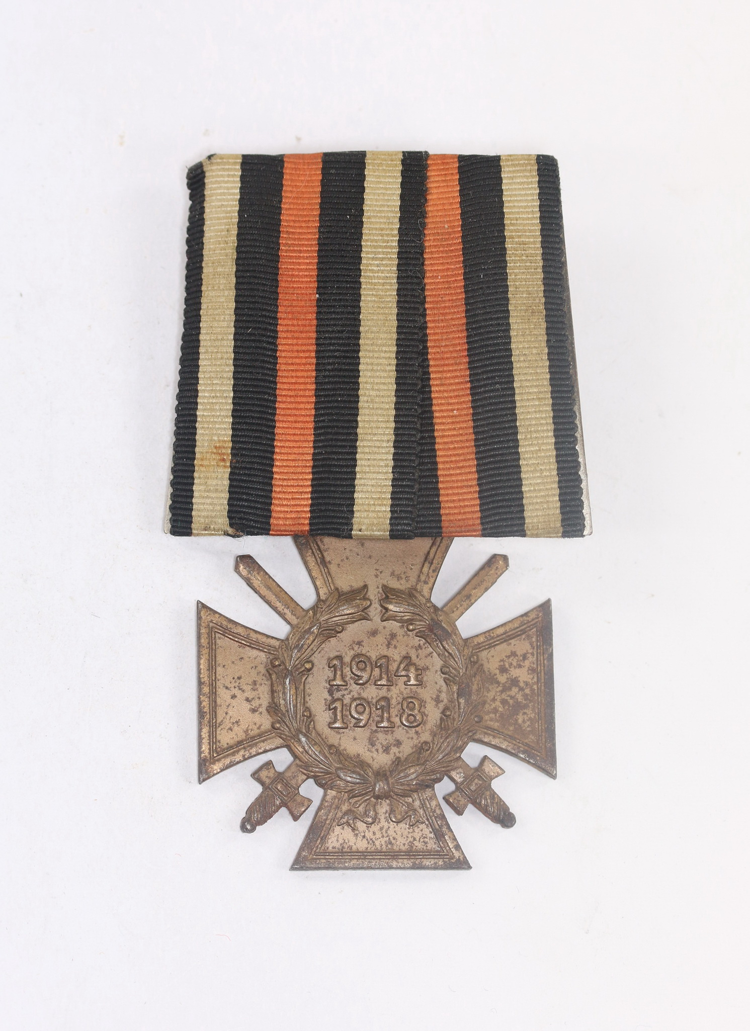  Ehrenkreuz für Frontkämpfer, Hst. 39 R.V. Pforzheim, an Einzelspange – Bild 1