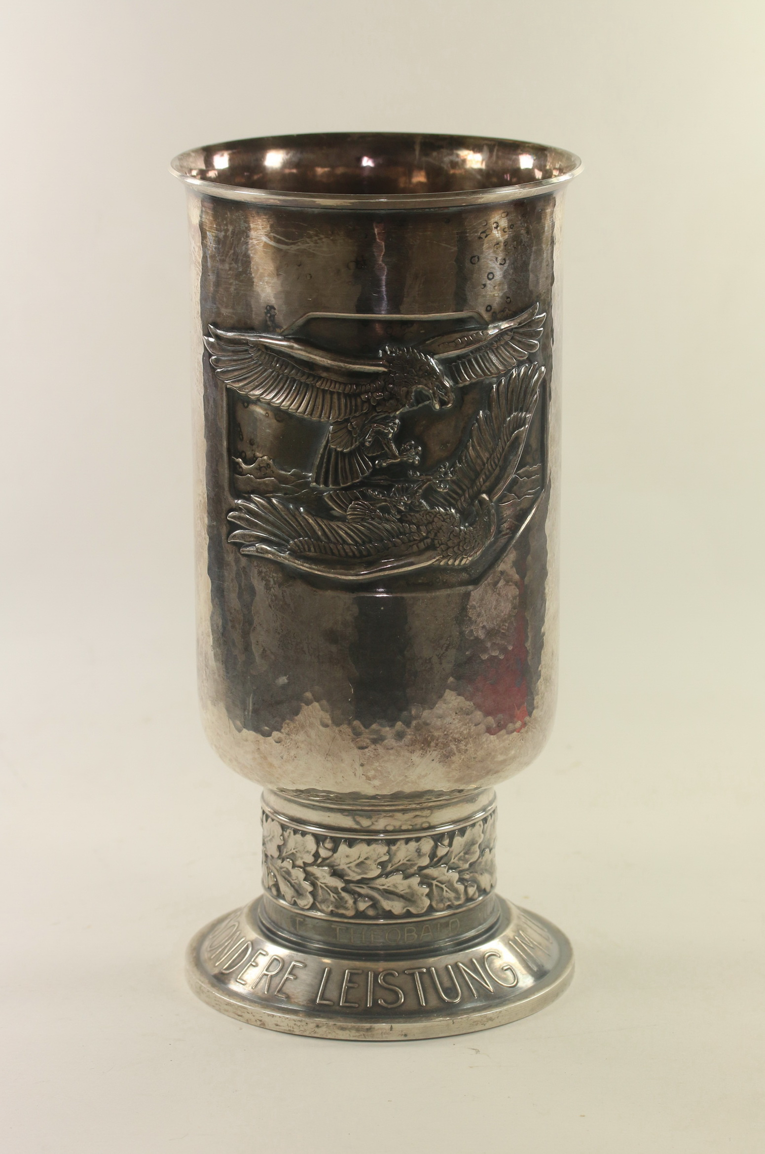  Ehrenpokal für besondere Leistungen in Luftkrieg, 6.1.43 (!), Joh. Wagner & Sohn Feinsilber Alpaka – Bild 1