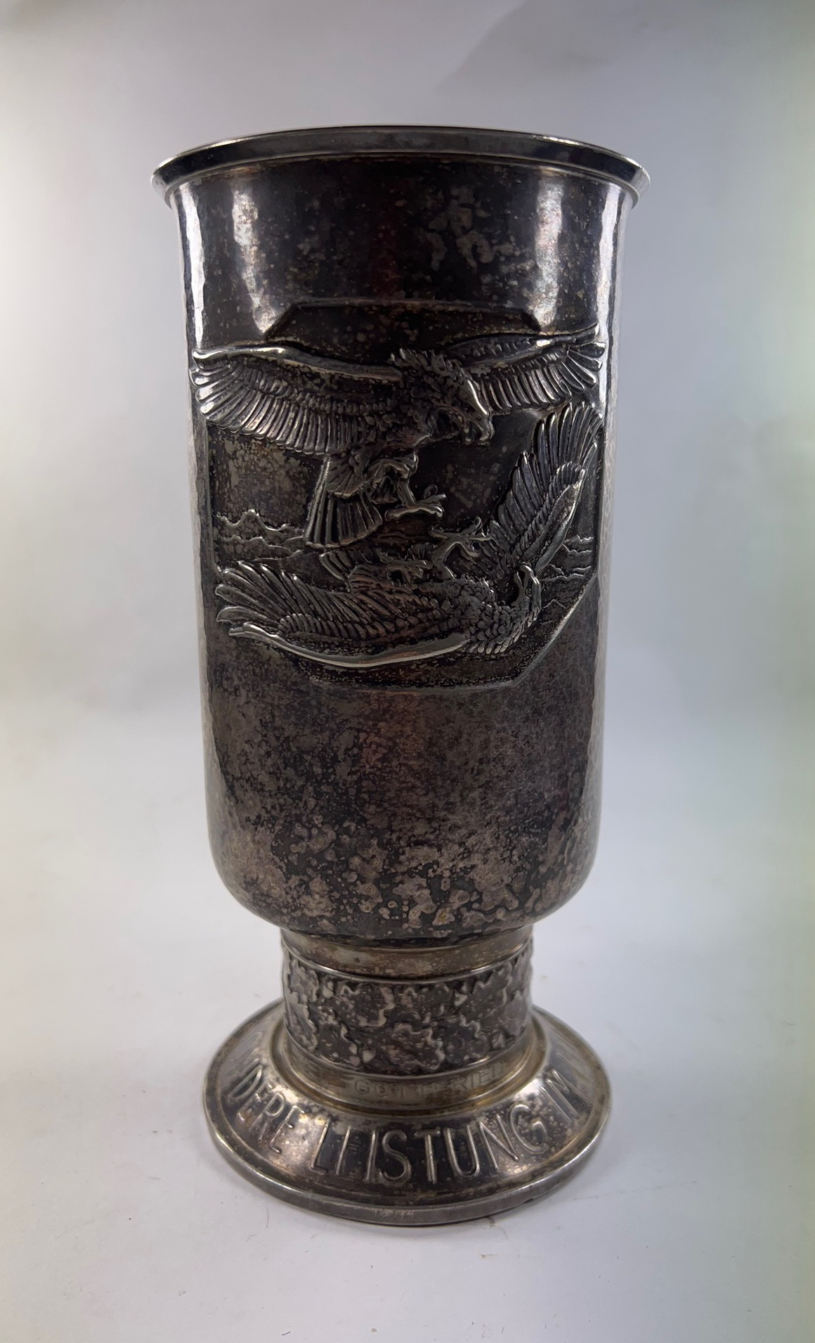  Ehrenpokal für besondere Leistungen in Luftkrieg, Joh. Wagner & Sohn Feinsilber Alpaka – Bild 1