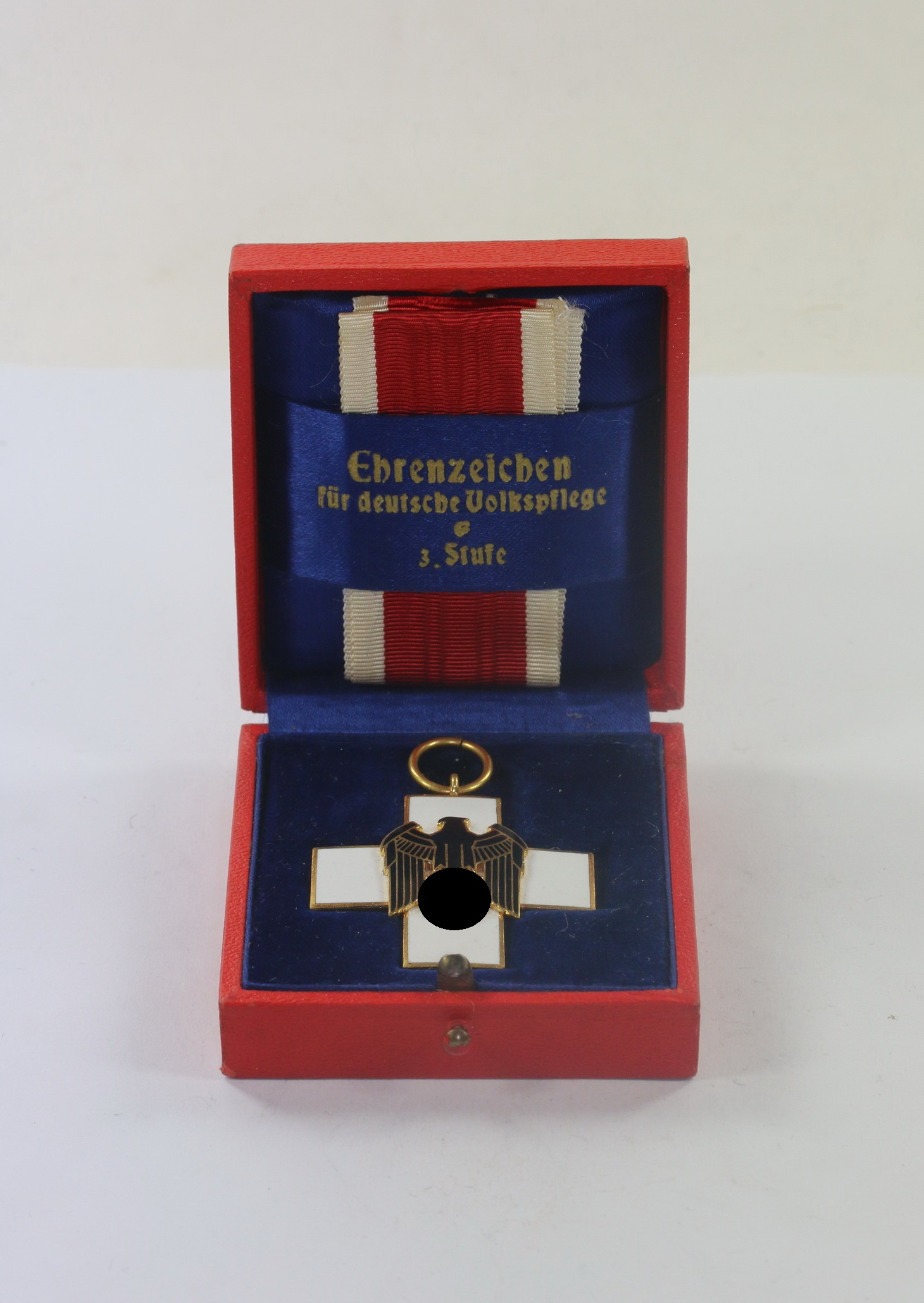 Ehrenzeichen für Deutsche Volkspflege 3. Stufe, im Etui Godet & Co. Berlin W8 Charlottenstr. 55 – Bild 1