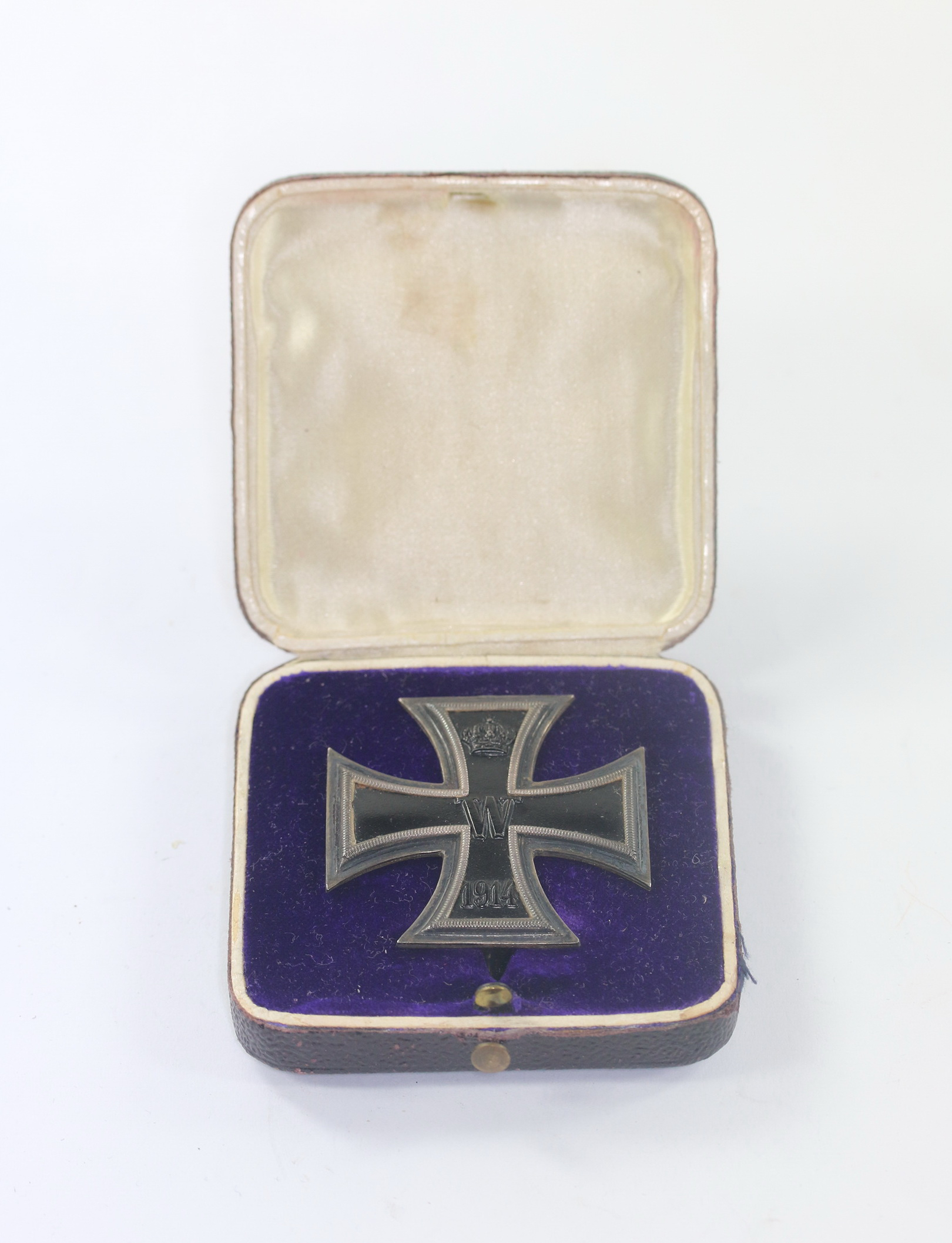  Eisernes Kreuz 1. Klasse 1914, Hst. FR, im frühen Etui – Bild 1