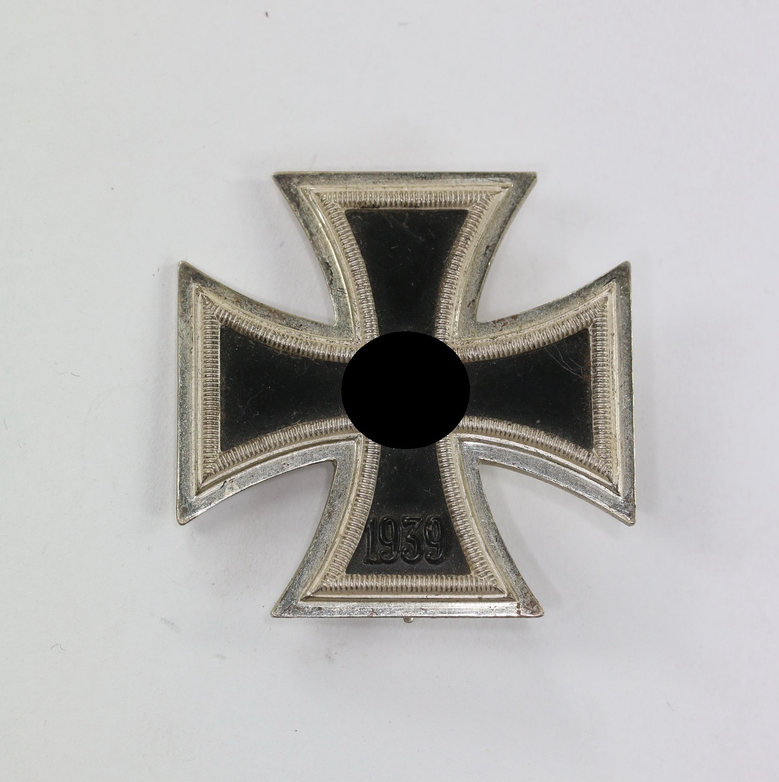 eisernes_kreuz_1 Eisernes Kreuz 1. Klasse 1939, Hst. 15, magnetisch – Bild 1