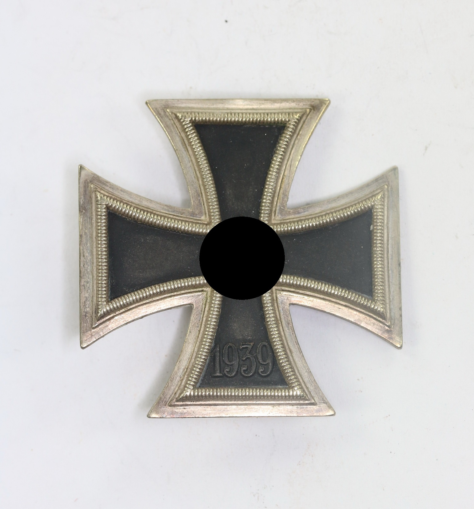Eisernes Kreuz 1. Klasse 1939, Hst. L/11, ohne Kasten – Bild 1