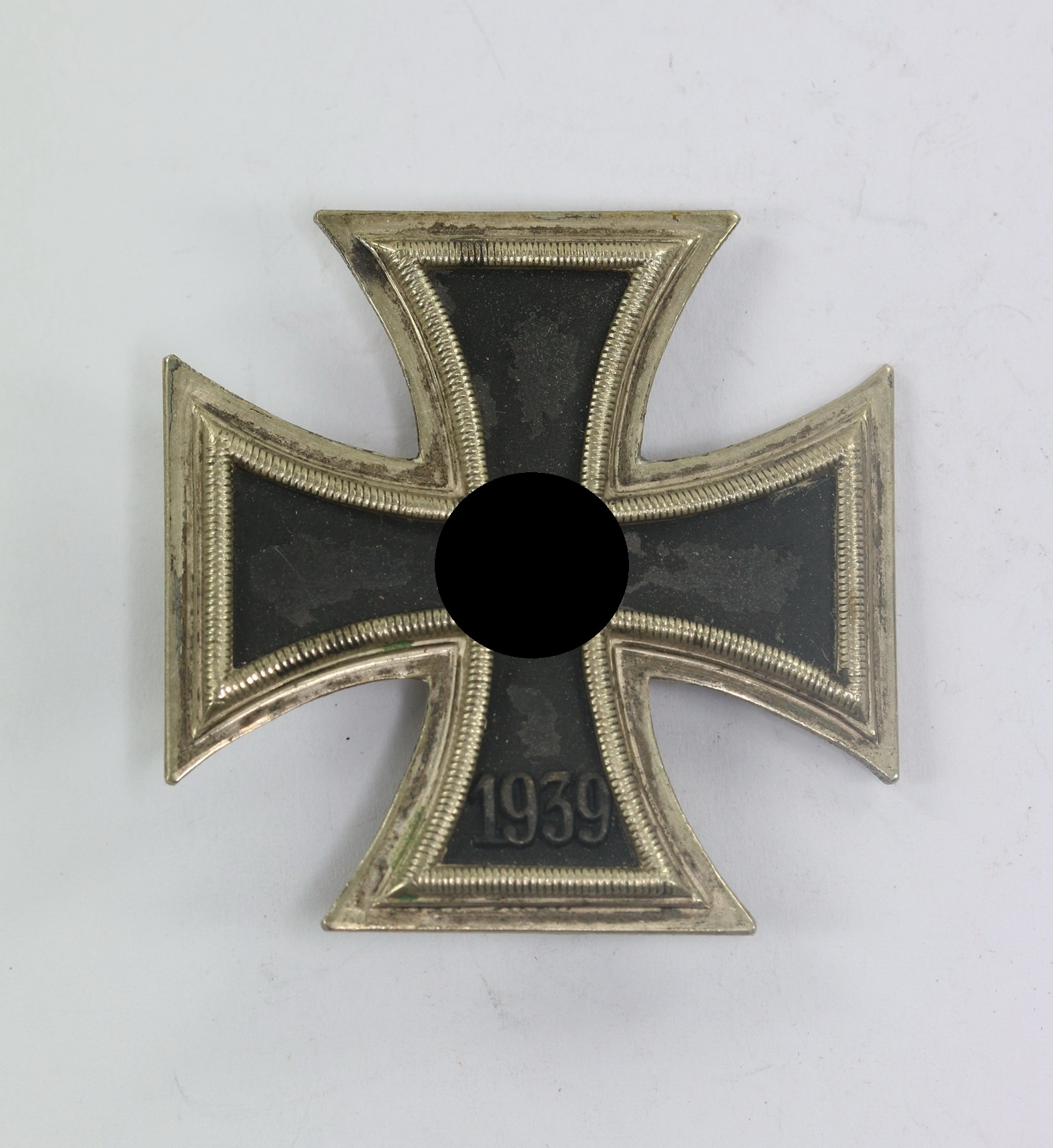 eisernes_kreuz_1 Eisernes Kreuz 1. Klasse 1939, Hst. L/12 (Nadel) – Bild 1