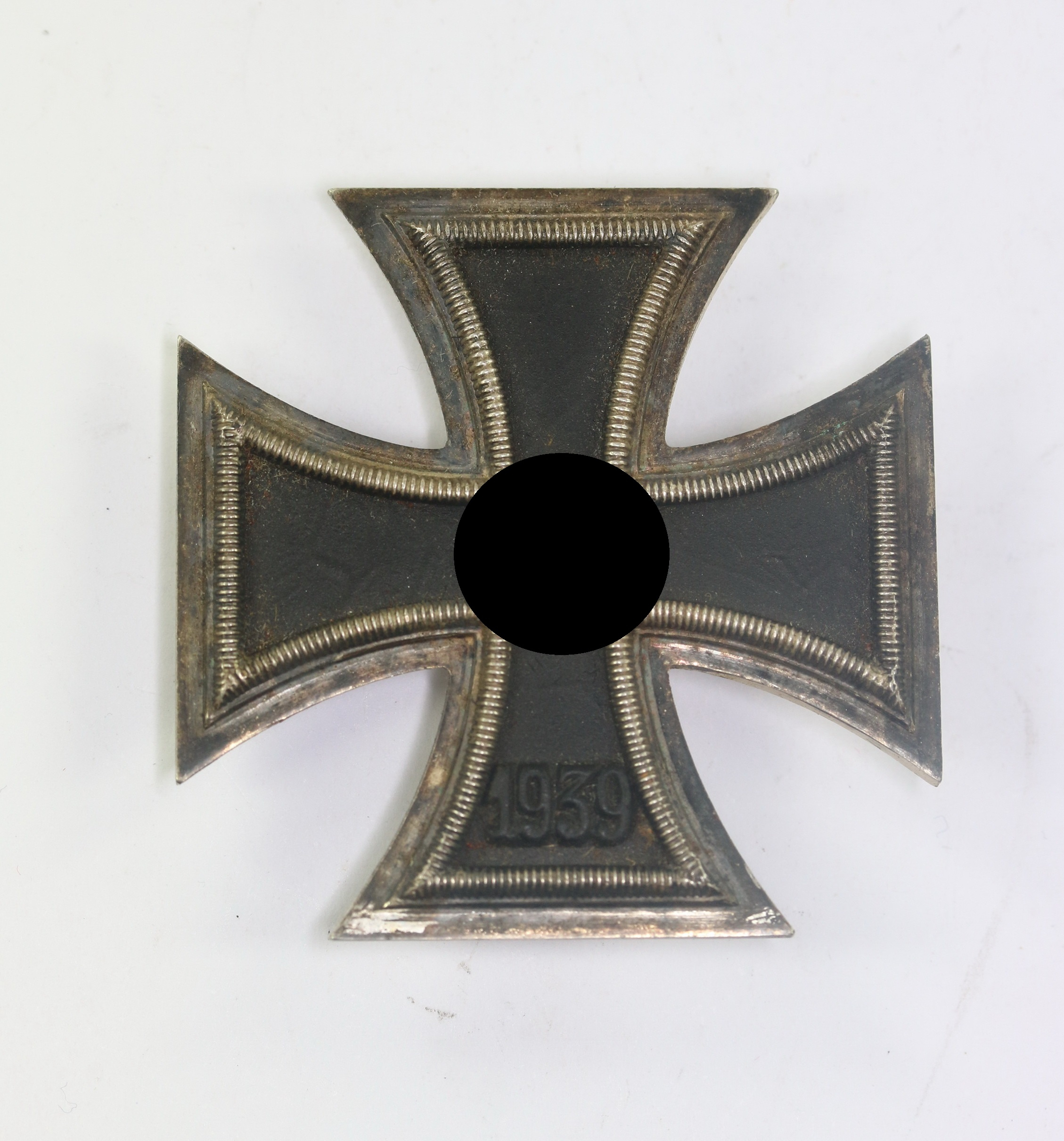Eisernes Kreuz 1. Klasse 1939, Hst. L/54 (Schauerte & Höhfeld, Lüdenscheid) – Bild 1