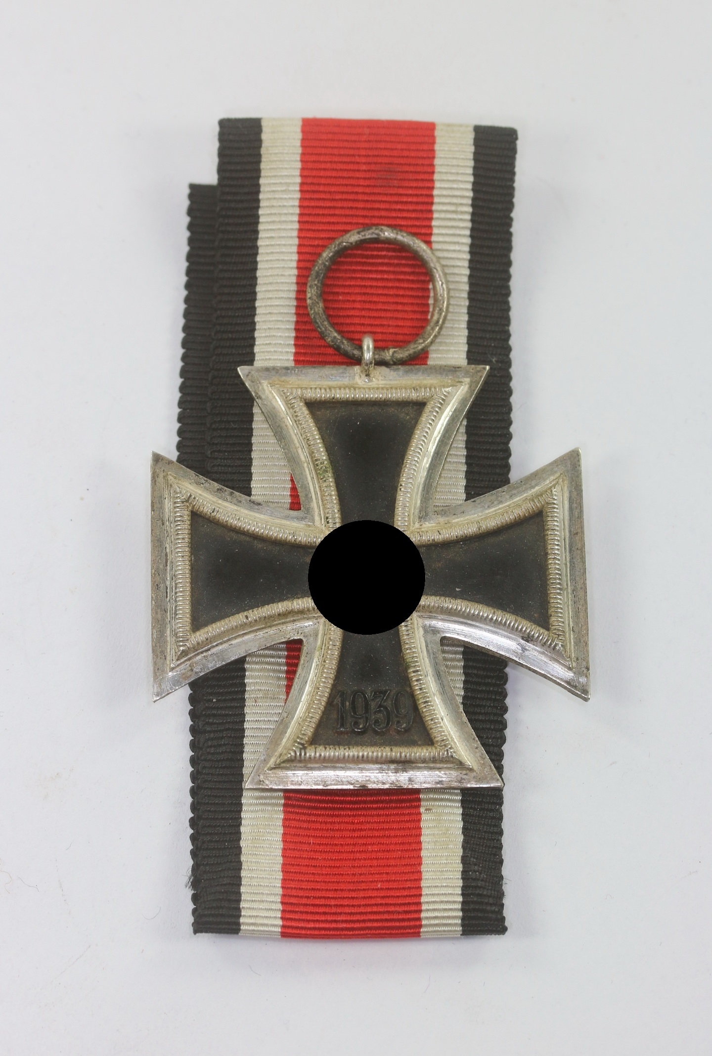 Eisernes Kreuz 2. Klasse 1939, Hst. 13 – Bild 1