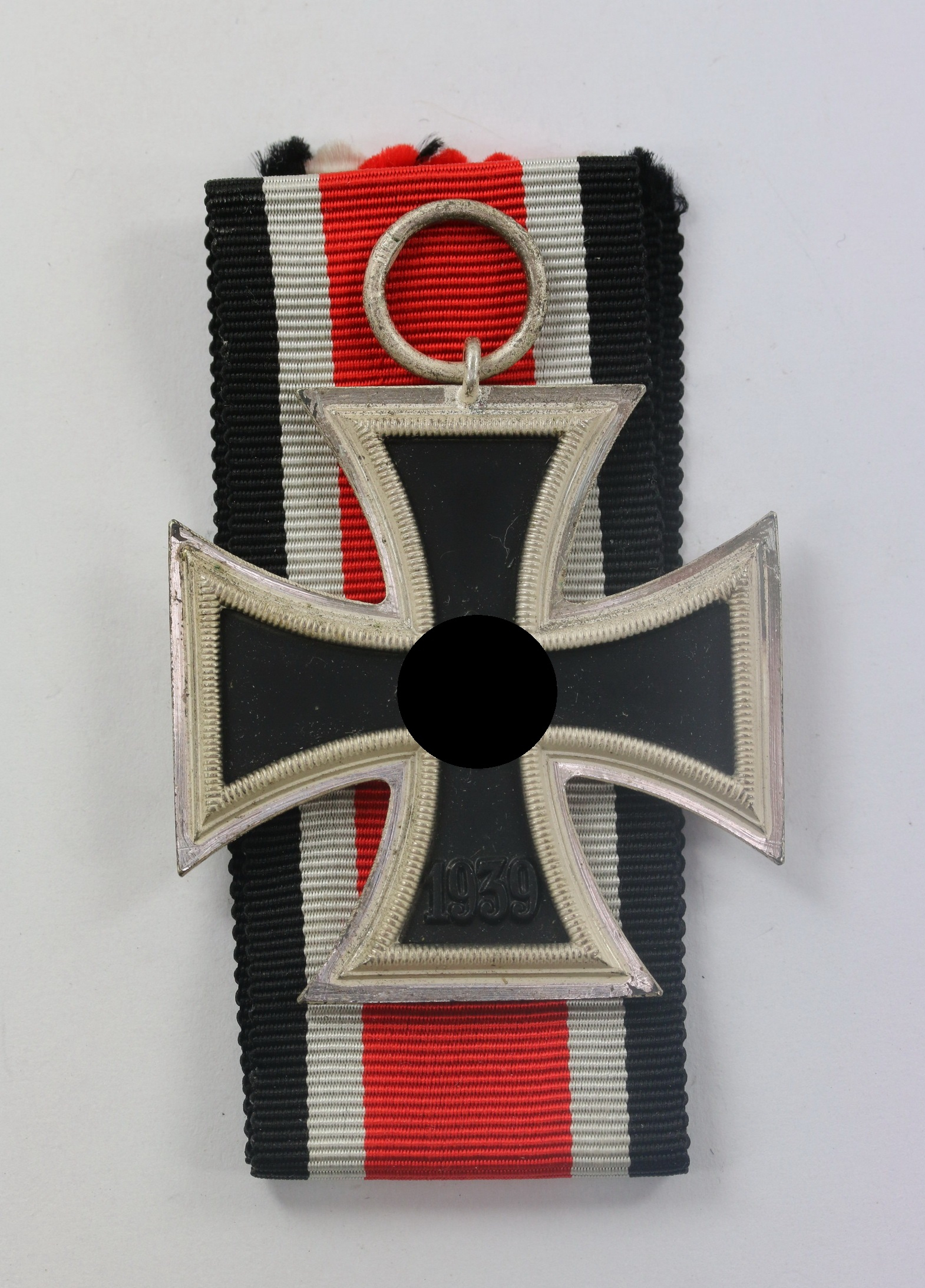 Eisernes Kreuz 2. Klasse 1939, Hst. 113 (Hermann Aurich, Dresden) – Bild 1