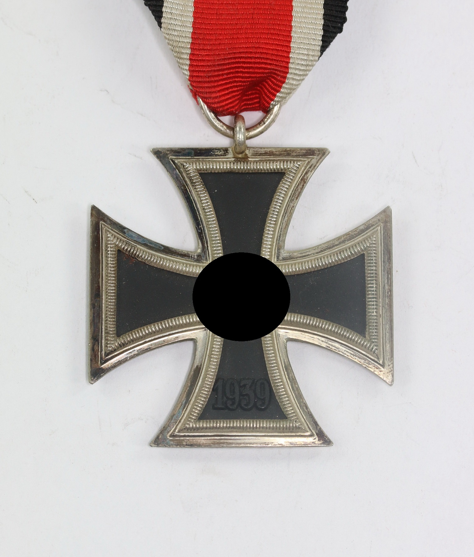 Eisernes Kreuz 2. Klasse 1939, Hst. 122 (J.J. Stahl, Straßburg) – Bild 1