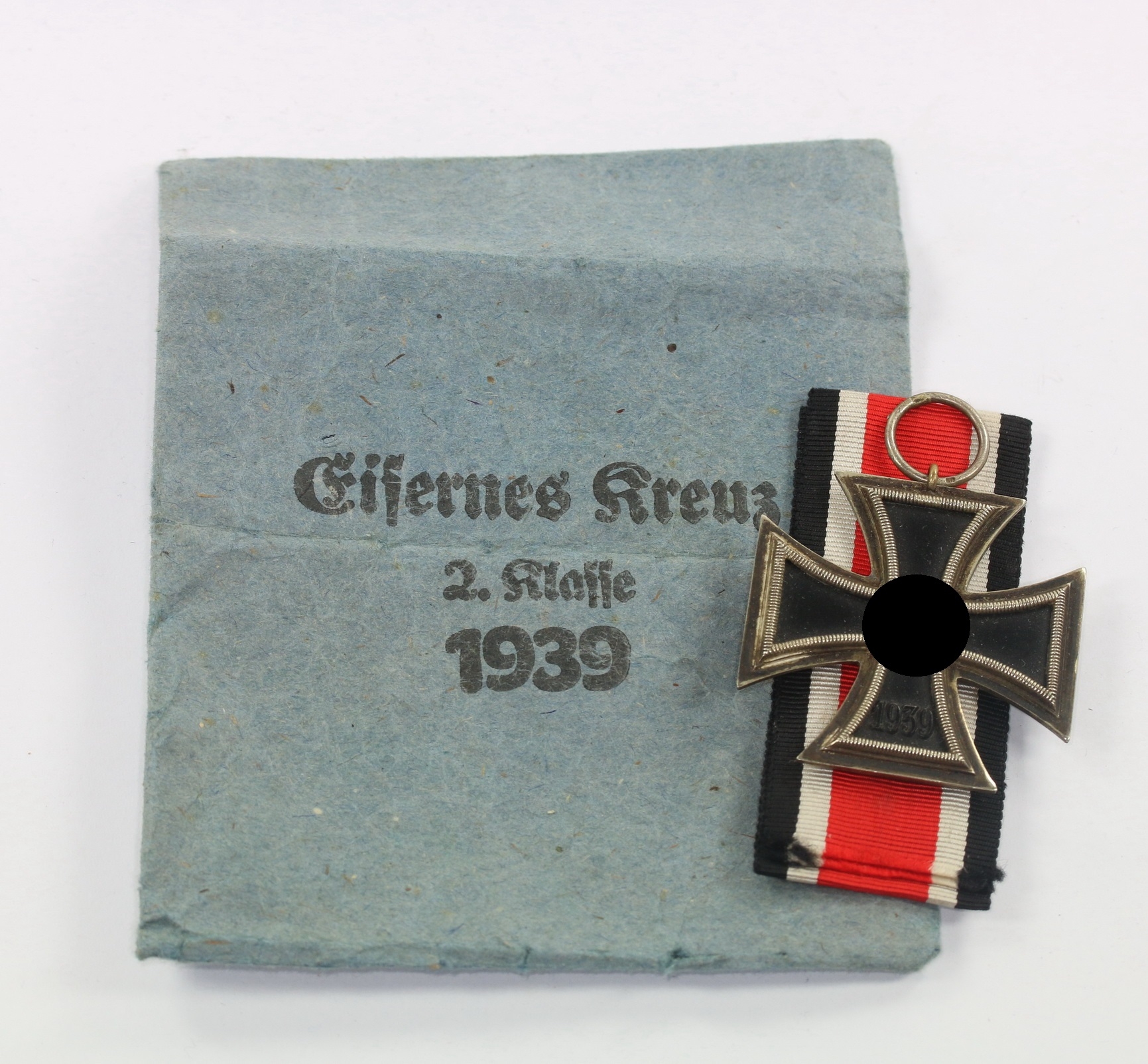  Eisernes Kreuz 2. Klasse 1939, Hst. 4, in Verleihungstüte Steinhauer & Lück – Bild 1