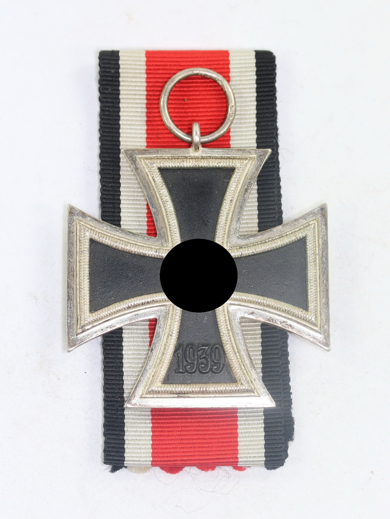 Eisernes Kreuz 2. Klasse 1939, Hst. L/18 (B.H. Mayer, Pforzheim) – Bild 1