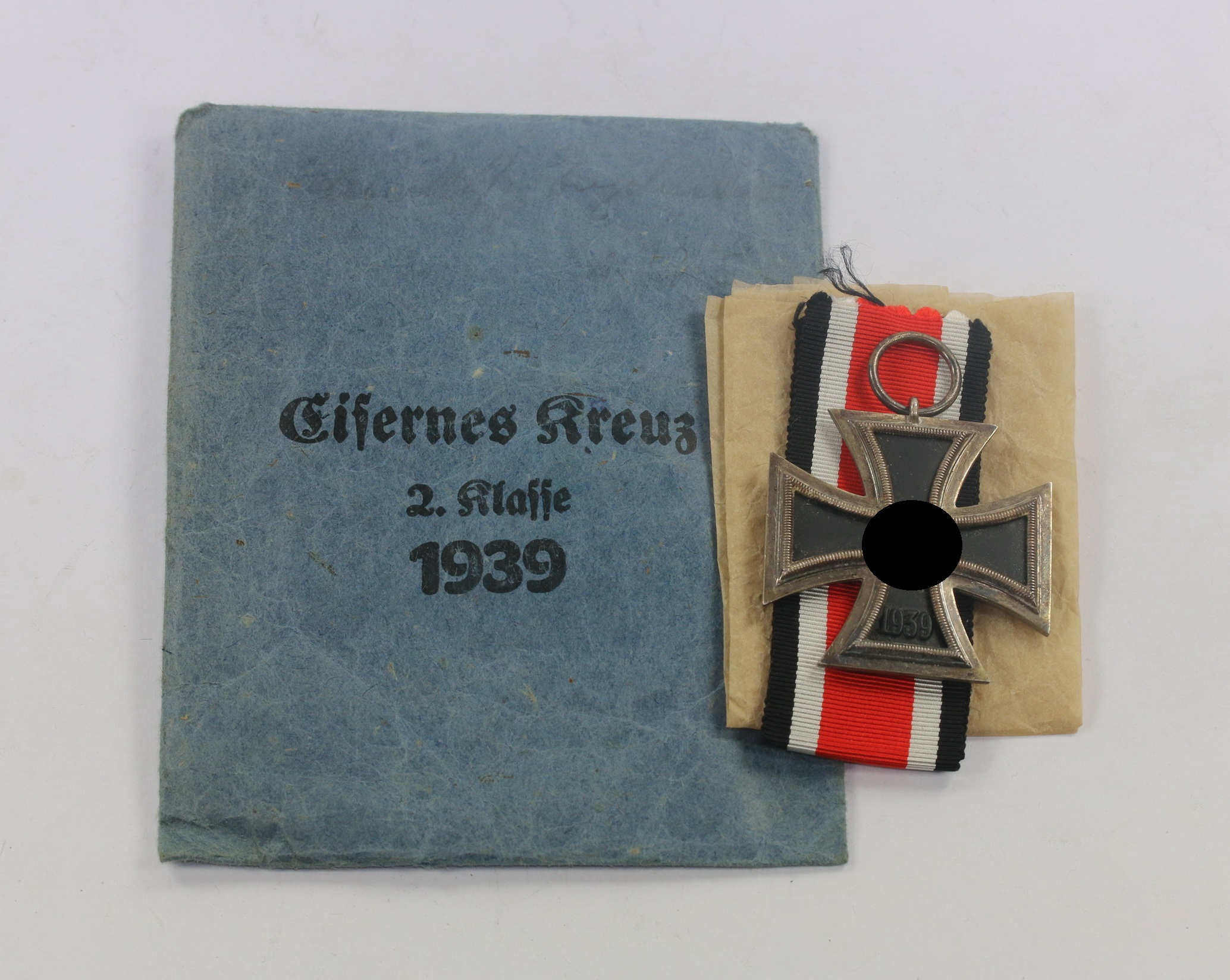  Eisernes Kreuz 2. Klasse 1939, in Verleihungstüte Katz & Deyle Pforzheim – Bild 1