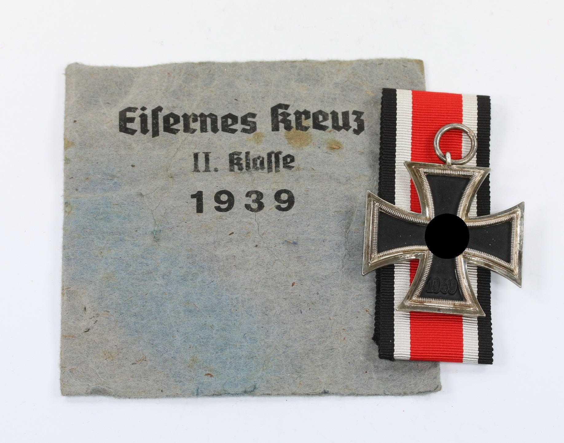 Eisernes Kreuz 2. Klasse 1939, Paulmann & Crone , nicht magnetisch (!), in Verleihungstüte – Bild 1