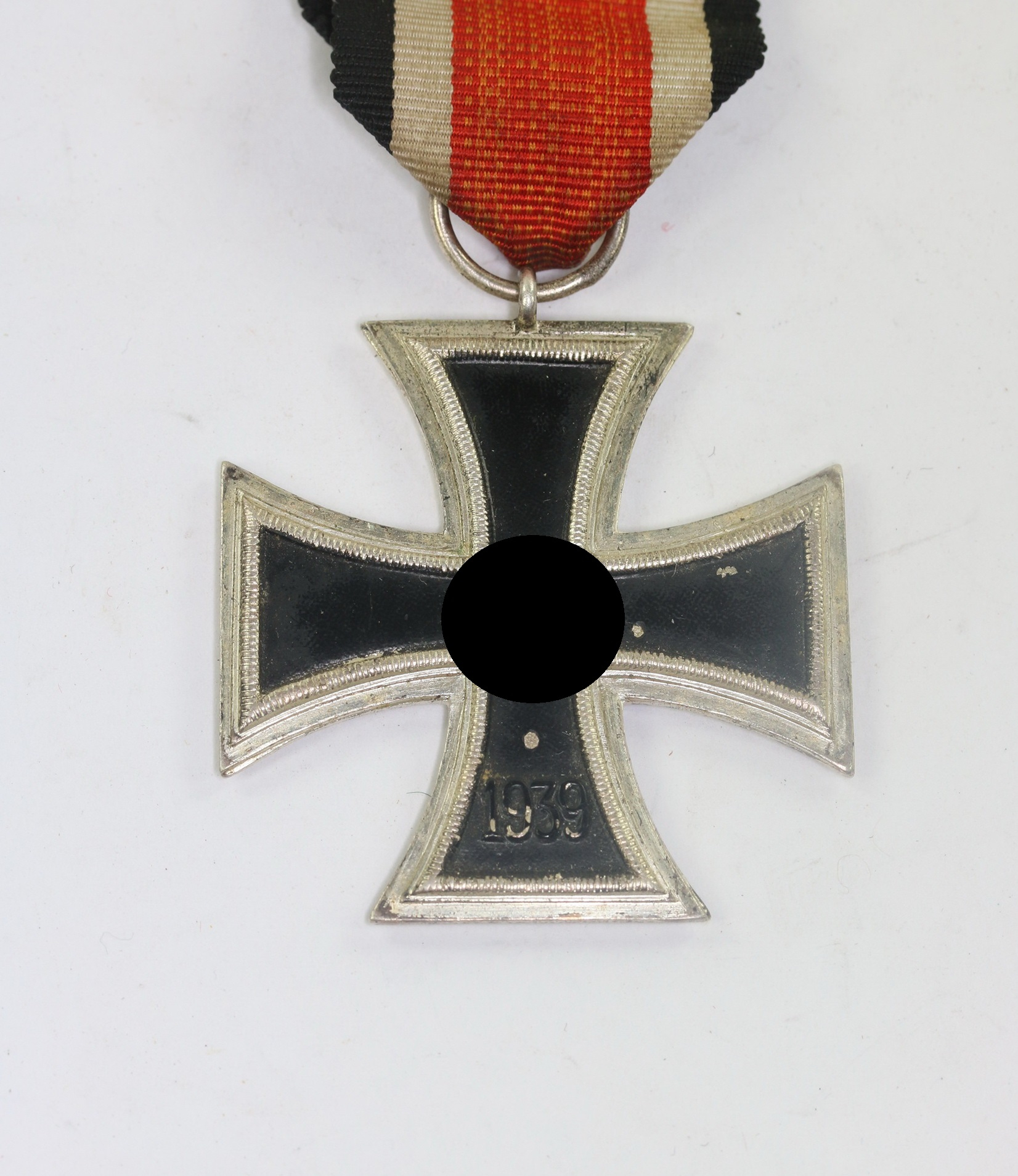 Eisernes Kreuz 2. Klasse 1939, Schinkel Variante, Otto Schickle, einteilig, nicht magnetisch – Bild 1