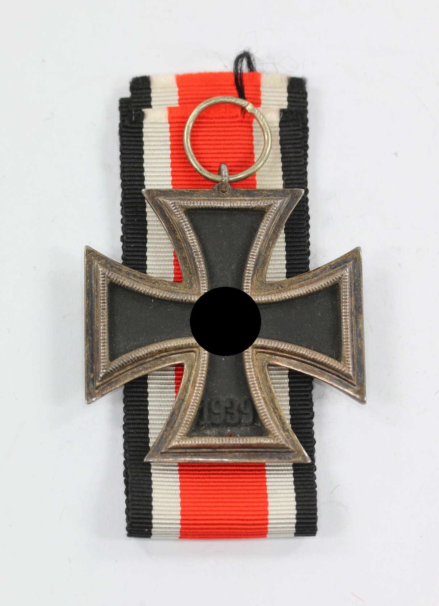 Eisernes Kreuz 2. Klasse 1939, Variante mit der runden "3", Deschler – Bild 1