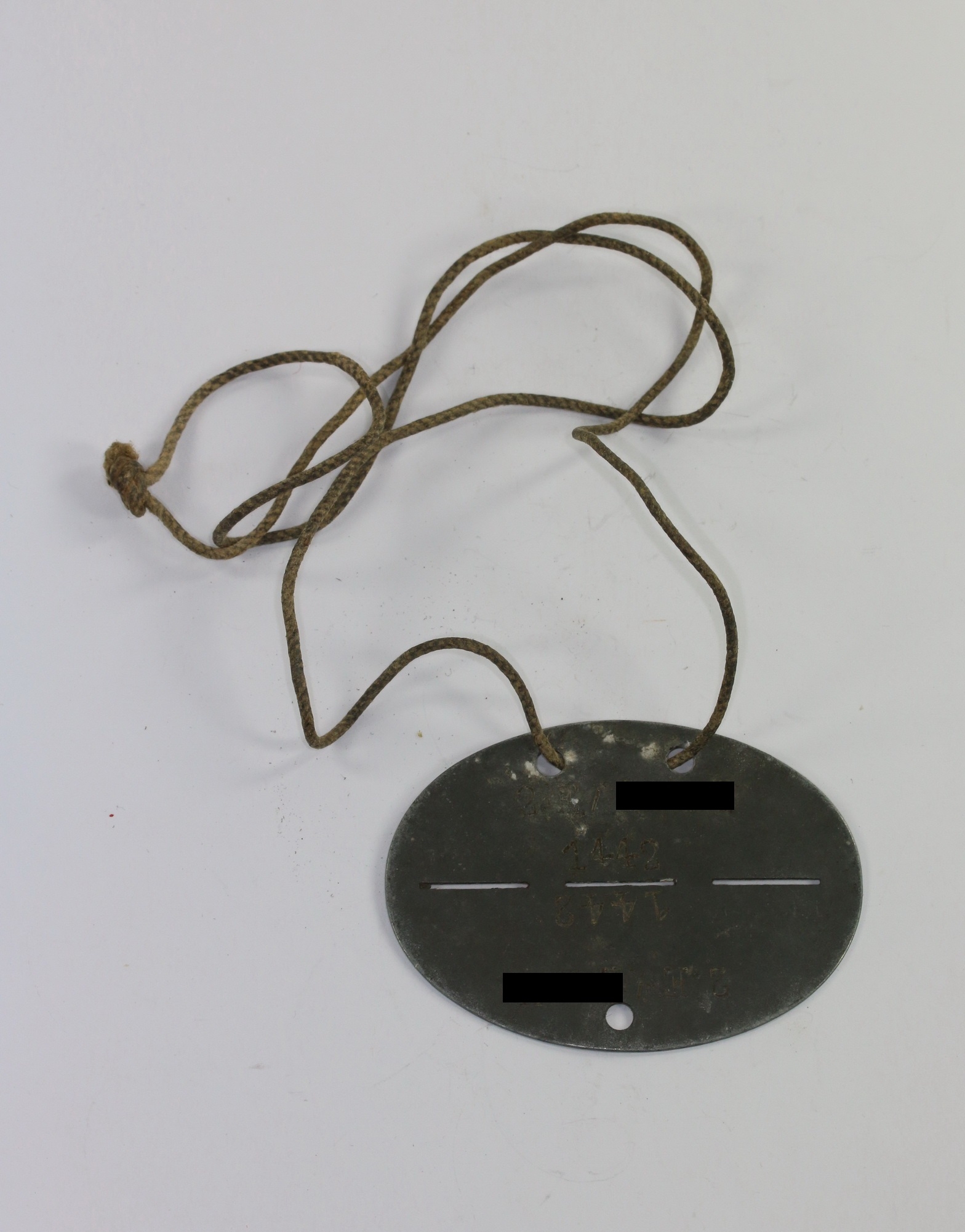 erkennungsmarke_ssverf_gungstruppe_leibstandarte_ss_adolf_hitler_lah_1__1 Erkennungsmarke, SS-Verfügungstruppe Leibstandarte SS Adolf Hitler (LAH) – Bild 1