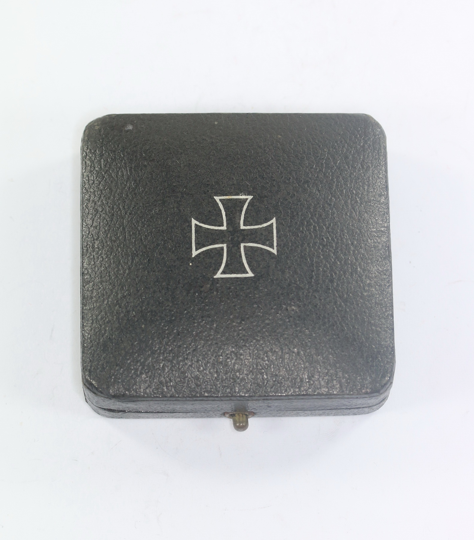 etui_eisernes_kreuz_1 Etui Eisernes Kreuz 1. Klasse 1939, gewölbter Deckel – Bild 1