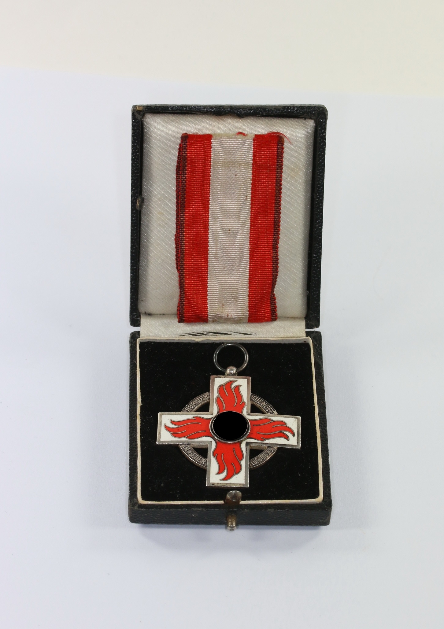 feuerwehrehrenzeichen_3 Feuerwehrehrenzeichen 2. Stufe, im Etui – Bild 1