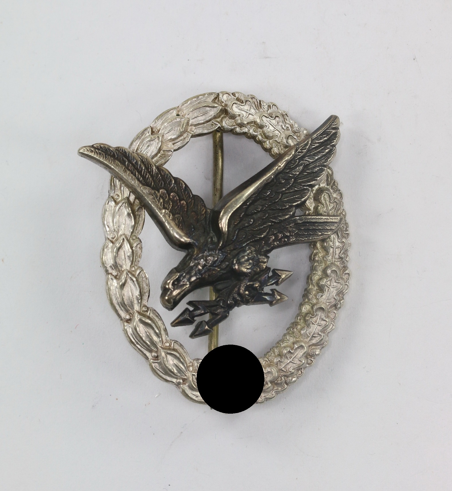  Fliegerschützenabzeichen der Luftwaffe mit Blitzbündel, Hst. B&NL (Berg & Nolte, Lüdenscheid) – Bild 1