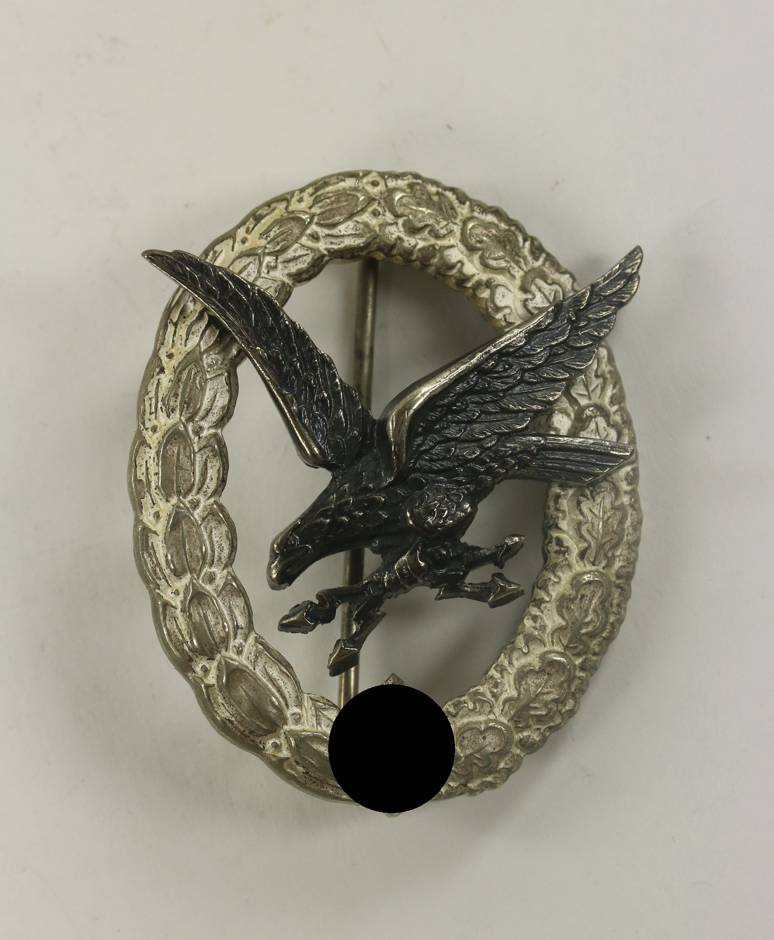 Fliegerschützenabzeichen mit Blitzbündel, Hst. A (Assmann & Sohn, Lüdenscheid) – Bild 1