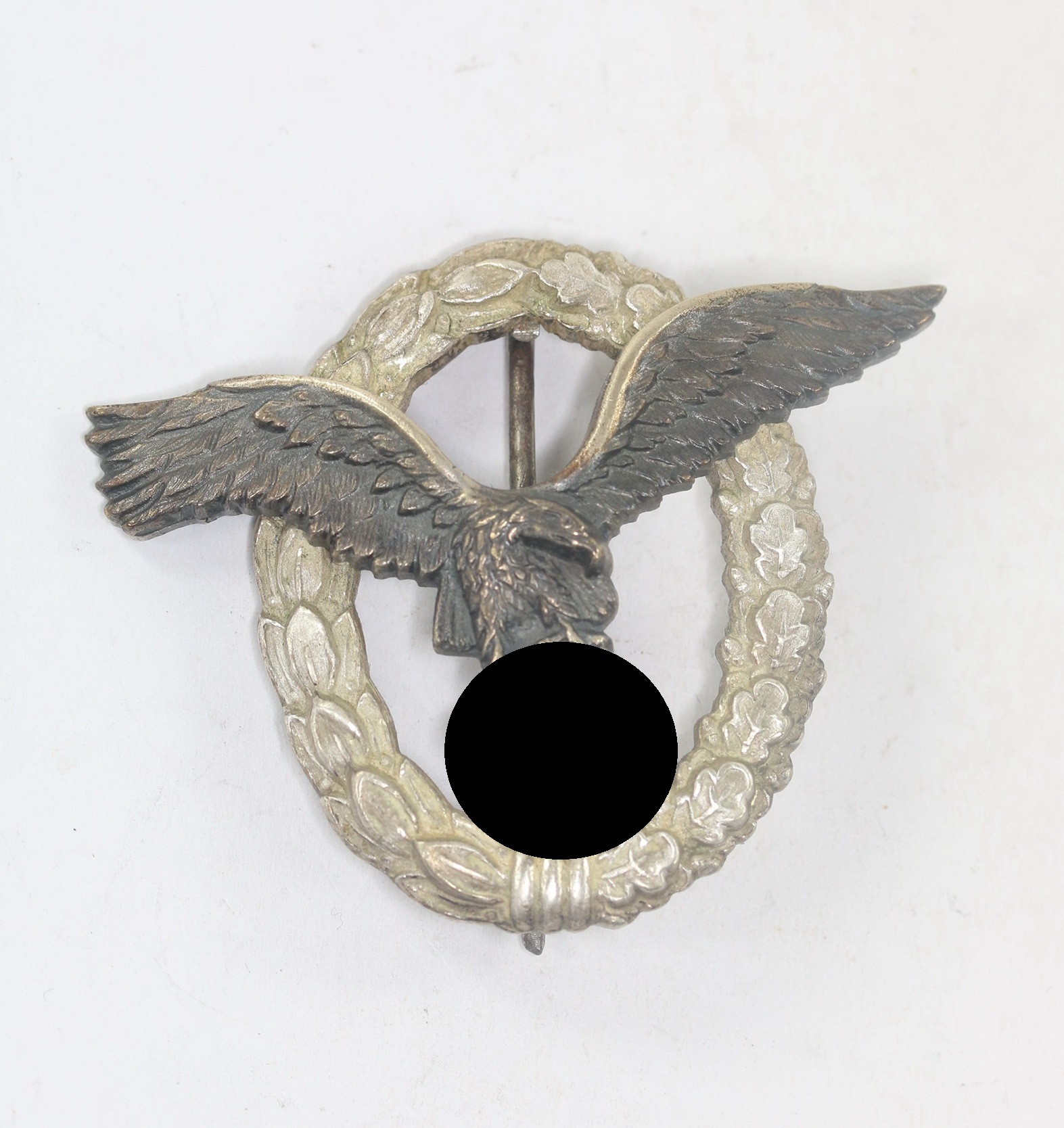 Flugzeugführerabzeichen der Luftwaffe, Hst. BSW im Kleeblatt (Brüder Schneider, Wien) – Bild 1