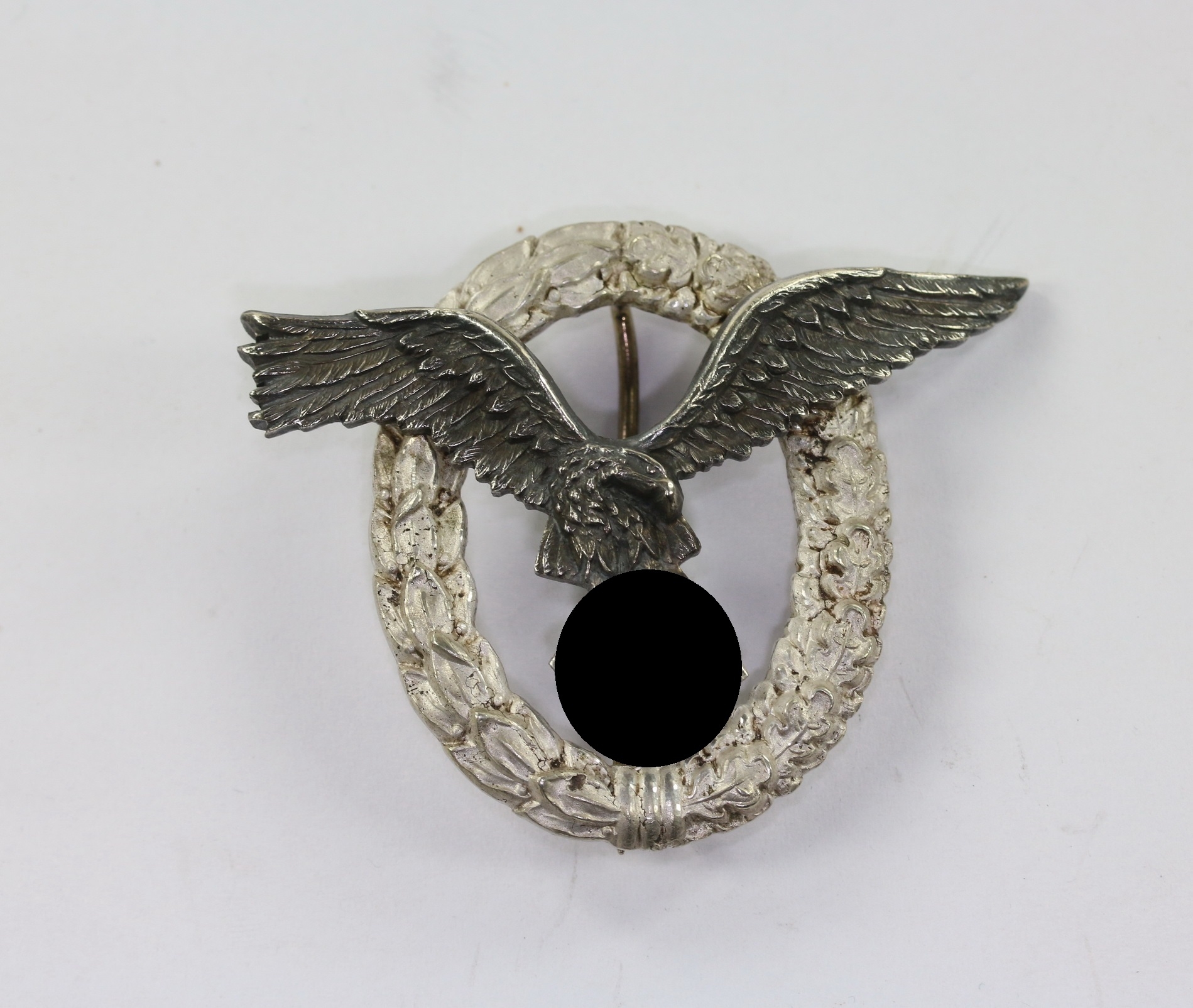 Flugzeugführerabzeichen der Luftwaffe, Hst. C.E. Juncker Berlin S.W. (J.3) – Bild 1