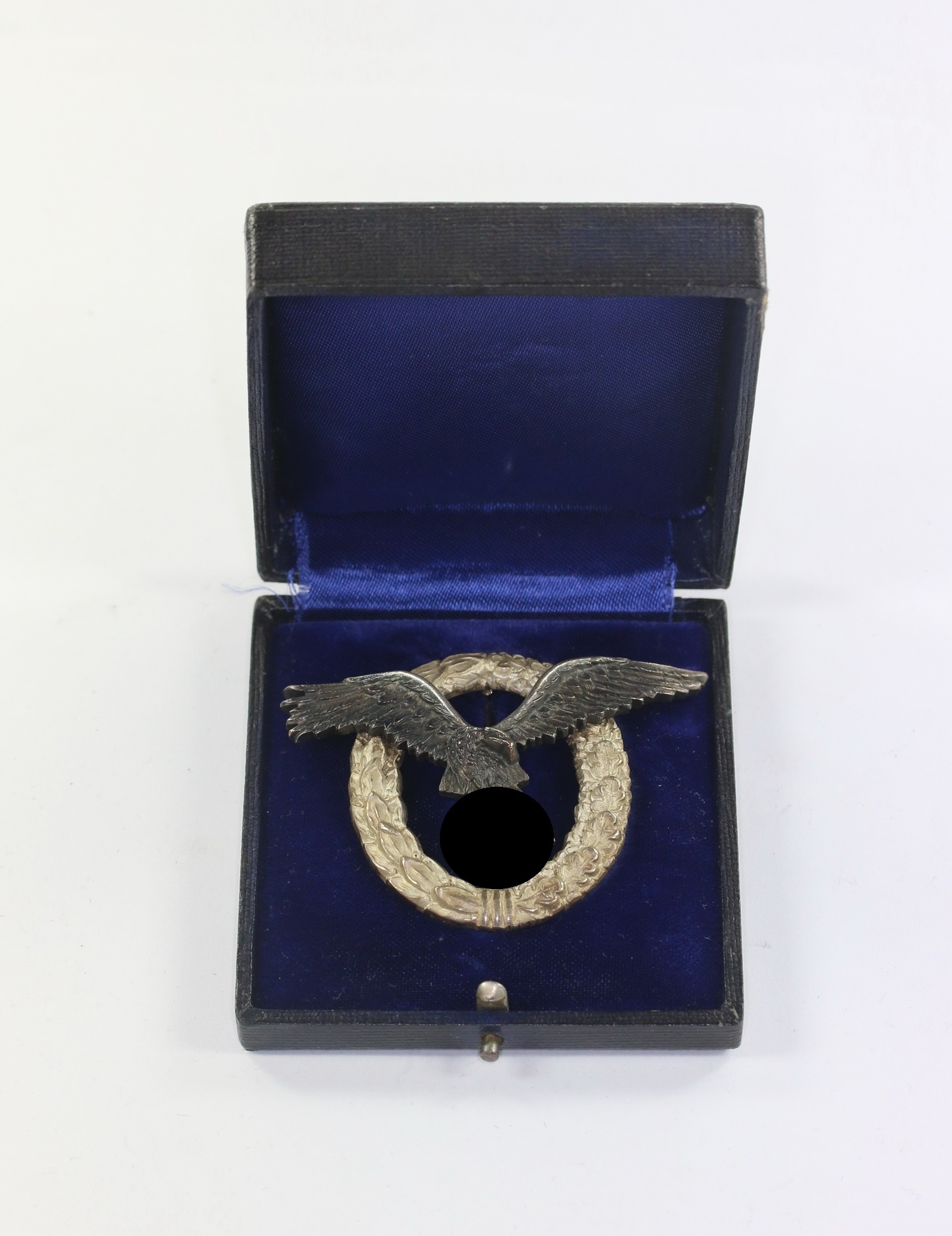  Flugzeugführerabzeichen der Luftwaffe, Hst. C.E Juncker Berlin SW (J.3), im Etui – Bild 1